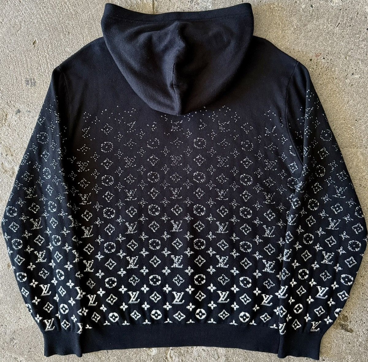 Louis Vuitton Louis Vuitton - Virgil Abloh -AW22 Gradient Monogram Hoodie Size US M / EU 48-50 / 2 - 12 Thumbnail