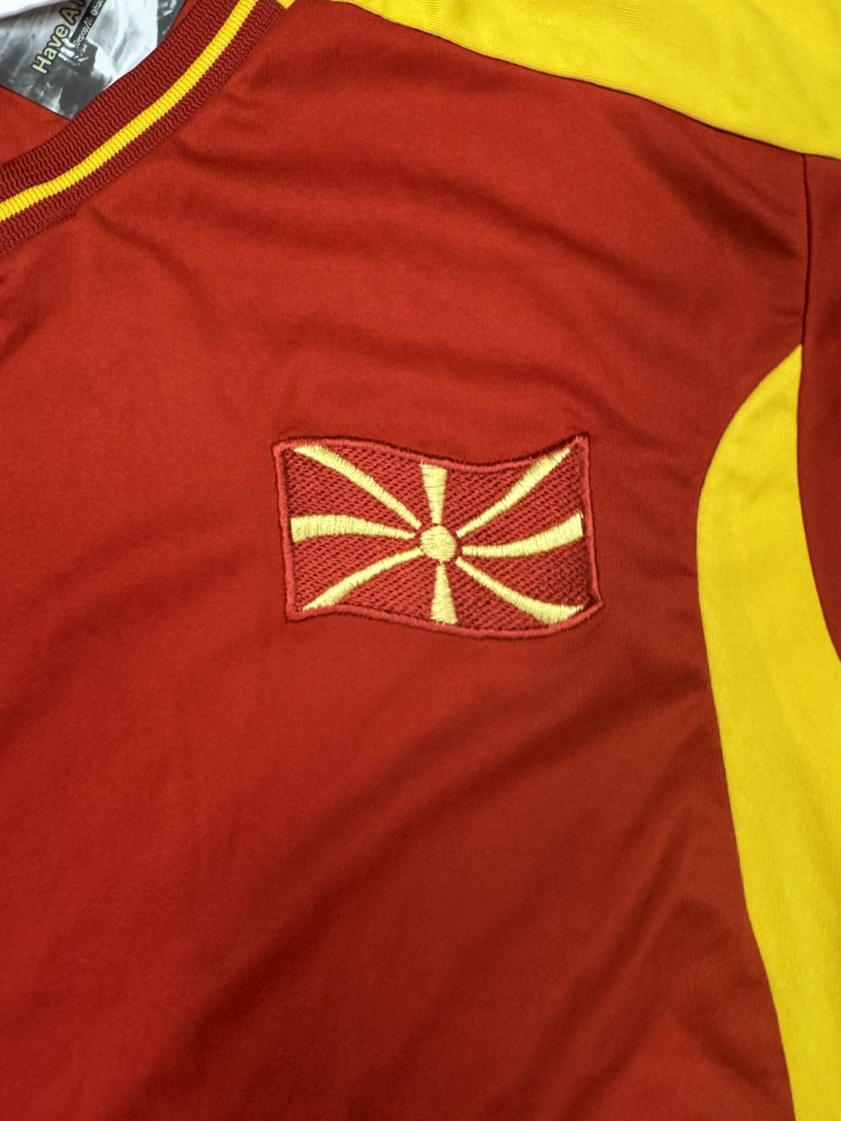 Vintage Macedonia Soccer/Football Jersey Size US M / EU 48-50 / 2 - 5 Thumbnail