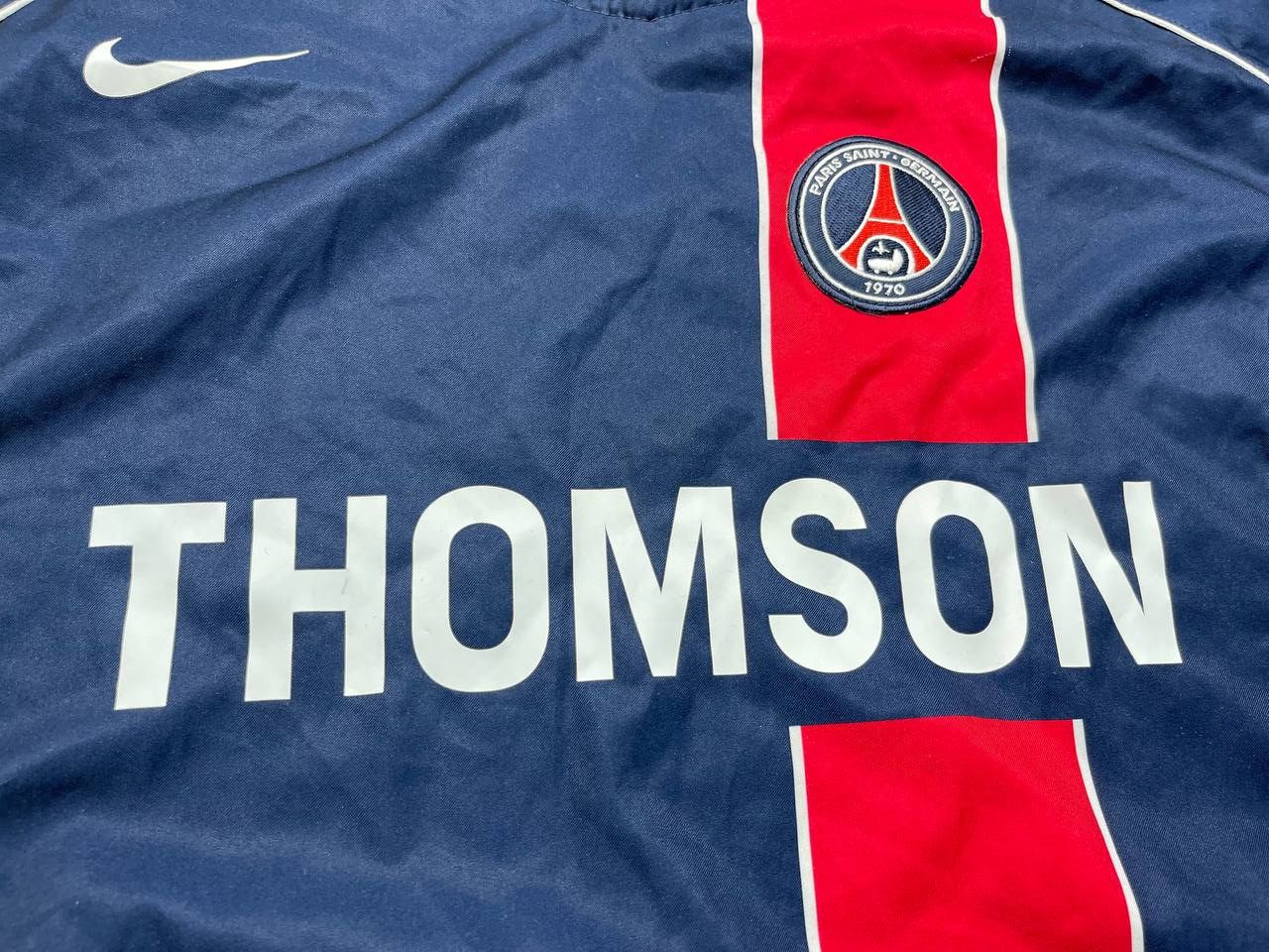 Nike Vintage Paris Saint-Germain 2004/2005 Football Shirt Jersey Size US XL / EU 56 / 4 - 6 Thumbnail