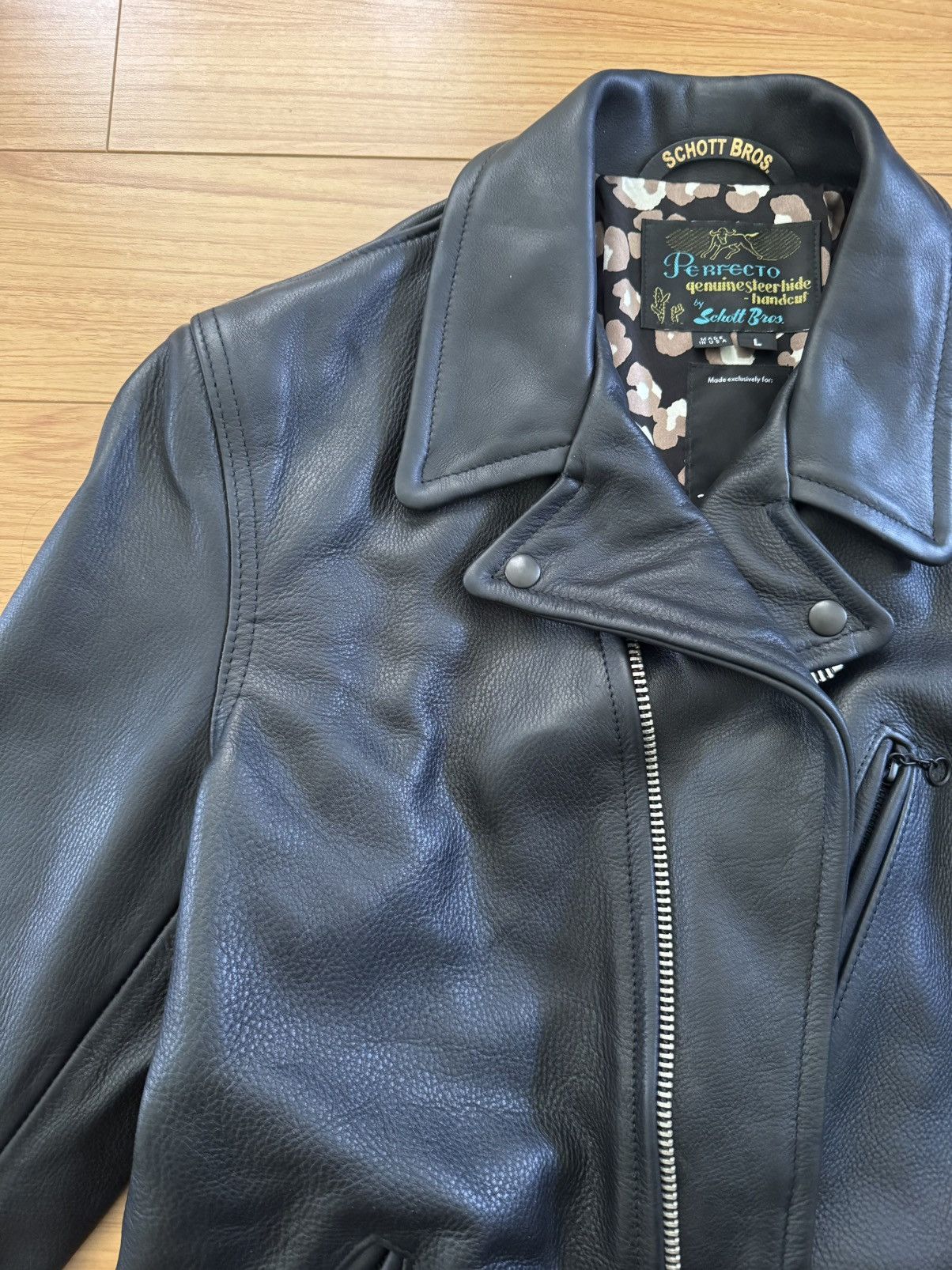 3sixteen × Schott 3Sixteen x Schott Waxy Steerhide Perfecto — Large Size US L / EU 52-54 / 3 - 6 Thumbnail