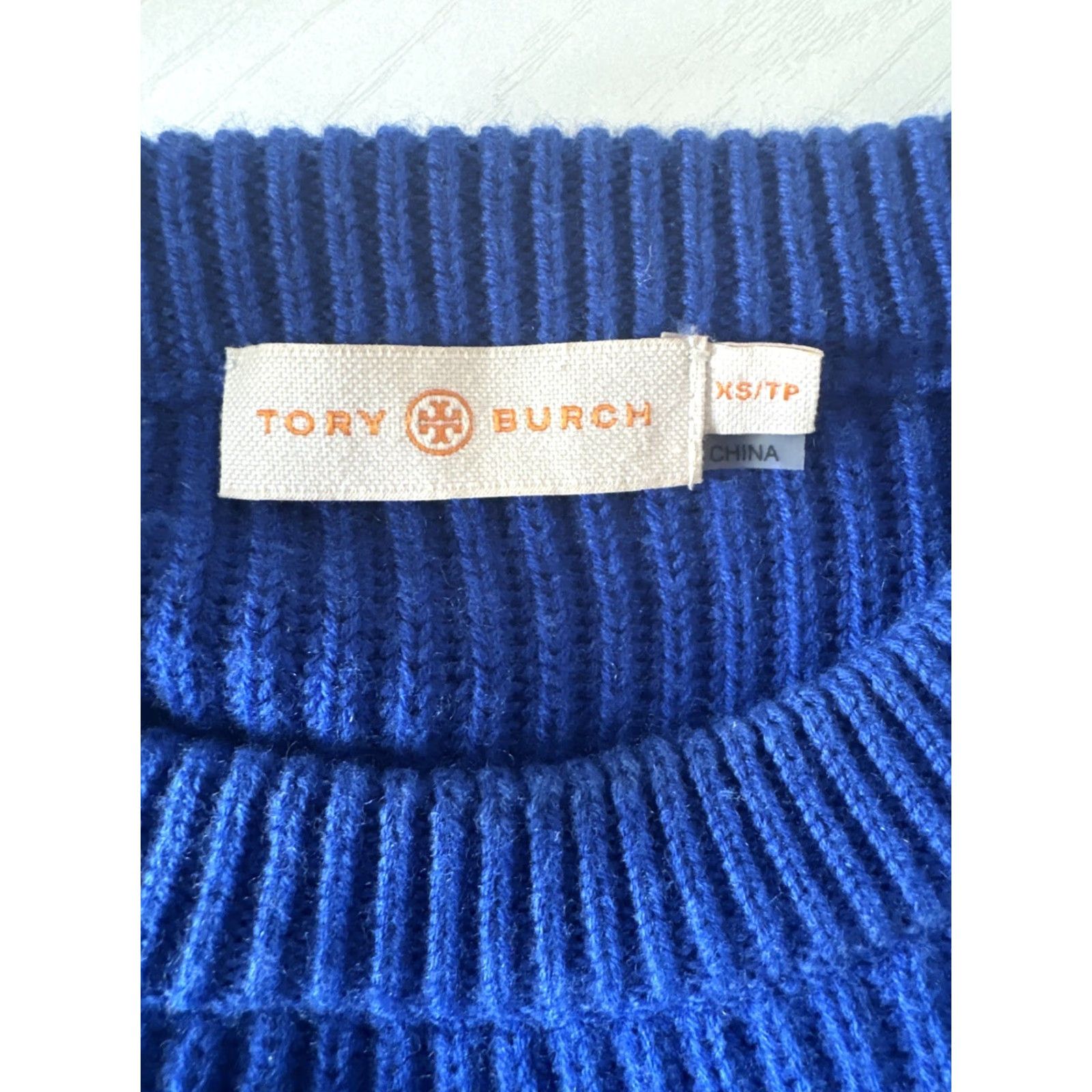 Tory Burch Tory Burch Sweater Shirt Womens XS Blue Wool Crewneck Long Sleeve 100% Wool Solid Vintage No Size XS / US 0-2 / IT 36-38 - 5 Thumbnail