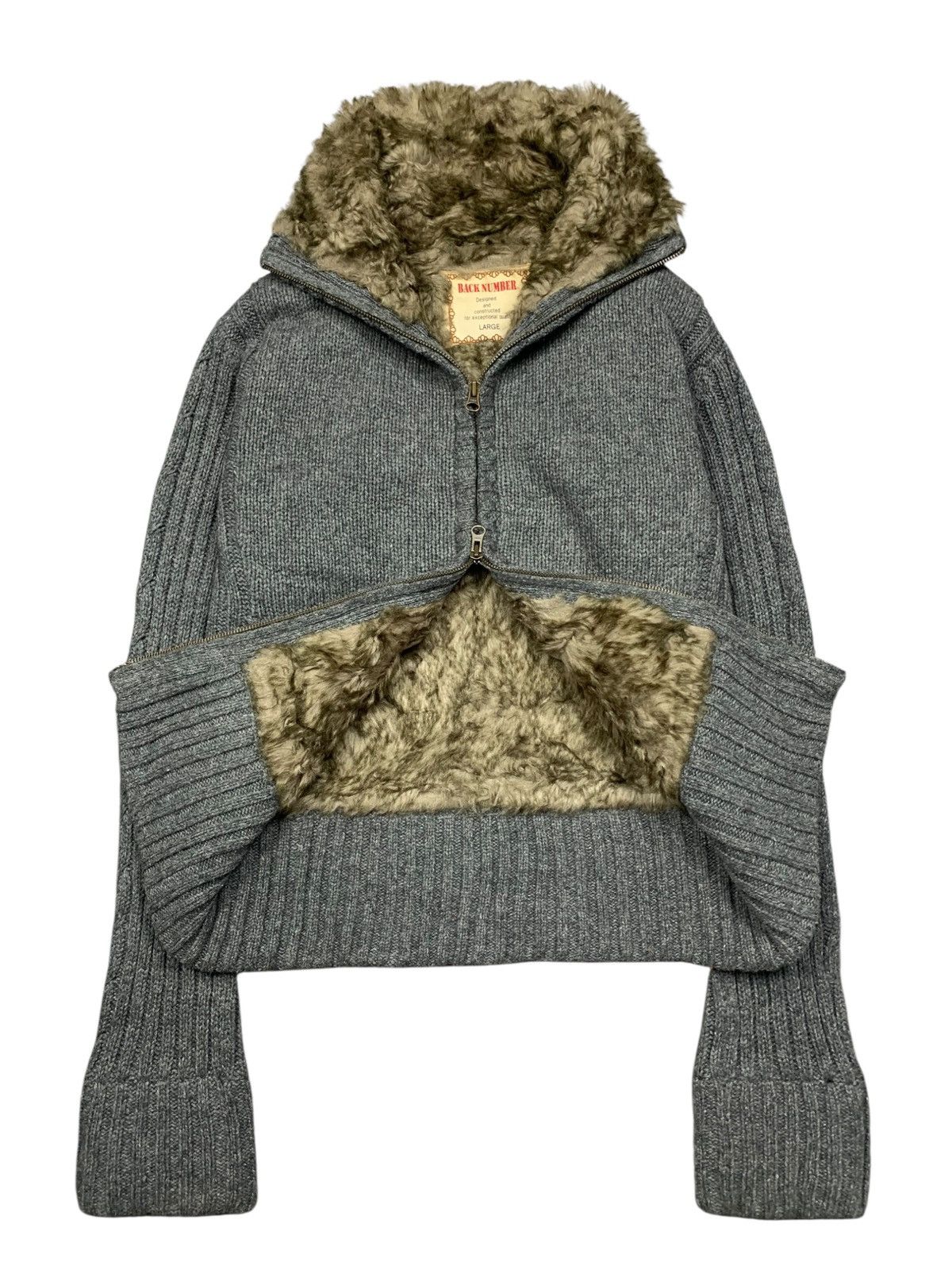 Le Grande Bleu (L.G.B.) Y2k BACK NUMBER fur highneck knited flared sleeve jacket Size US L / EU 52-54 / 3 - 1 Thumbnail