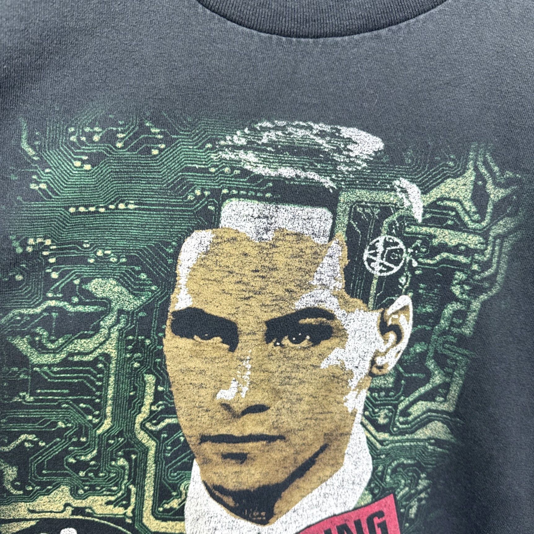 Vintage Vintage Johnny Mnemonic Movie T Shirt XL Men 90s Sci-Fi Cyberpunk Keanu Reeves Size US XL / EU 56 / 4 - 7 Thumbnail