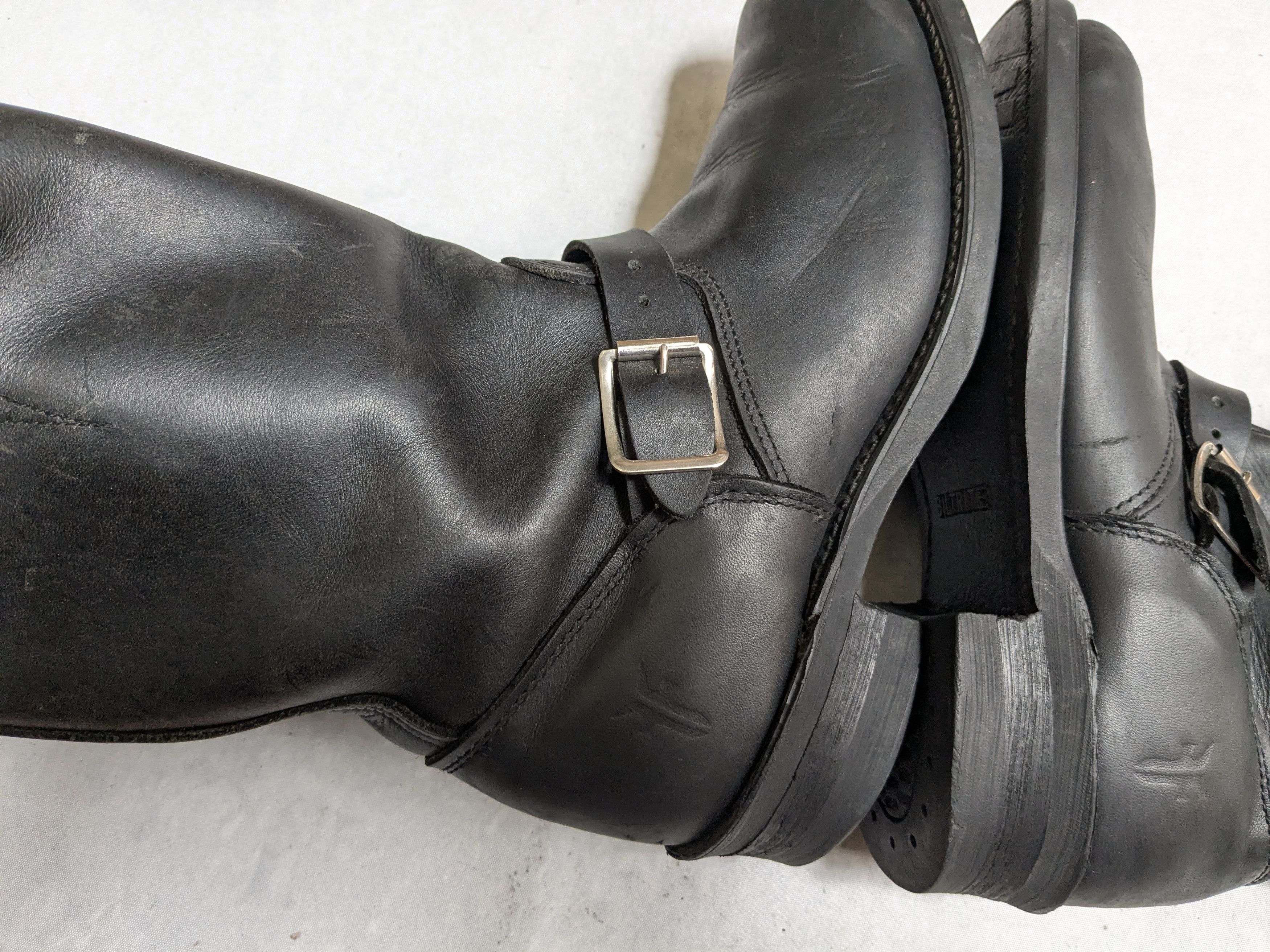 Frye Frye Engineer Boots Black Leather 9.5 M Buckle Strap Size US 9.5 / EU 42-43 - 9 Thumbnail
