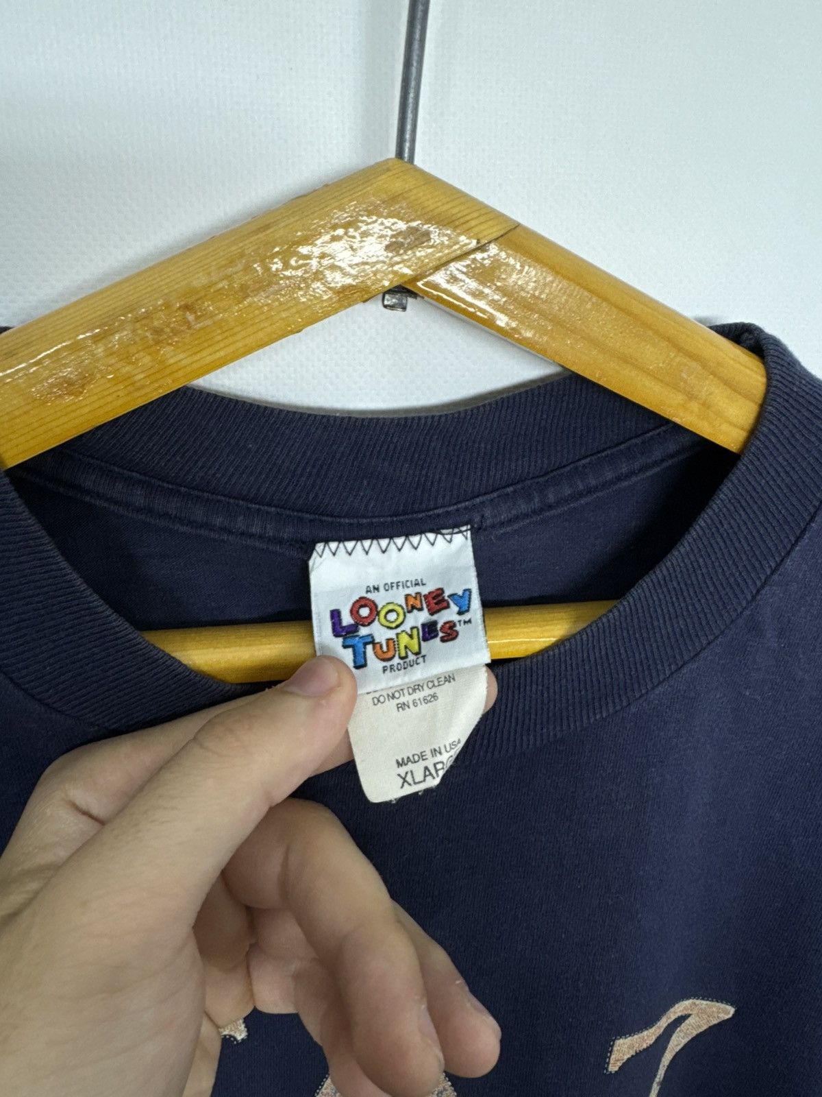 Disney Rare! 1990’s Vintage Looney Tunes Taz Disney T Shirt Size US XL / EU 56 / 4 - 5 Thumbnail