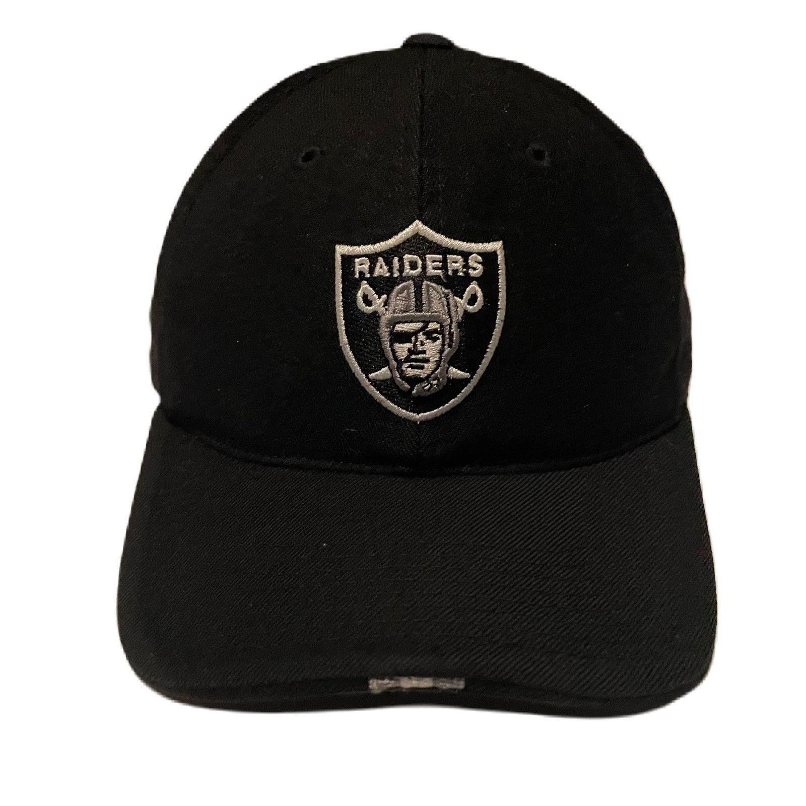 NFL × Nike Las Vegas Oakland Raiders NFL x Nike Team Fitted Size 7 1/8 Size ONE SIZE - 1 Thumbnail