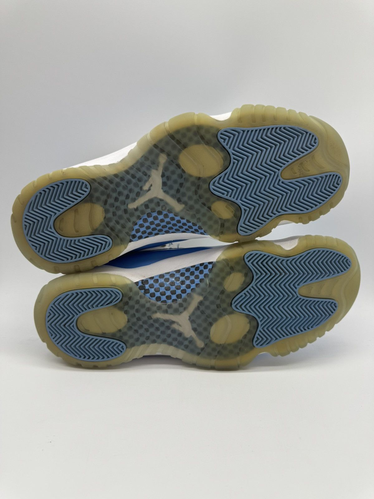 Jordan Brand × Nike Nike Air Jordan 11 Retro Low UNC University Blue Size US 11.5 / EU 44-45 - 7 Thumbnail