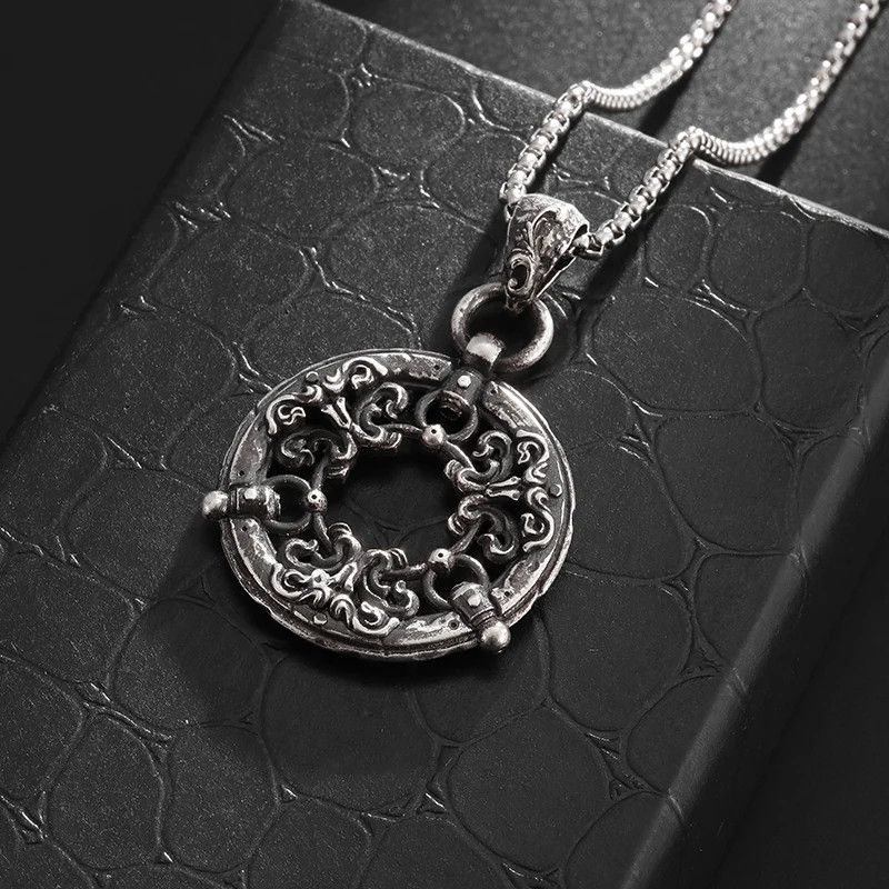 Jewelry Retro Hollow Circular Pattern Pendant Necklace Size ONE SIZE - 5 Thumbnail