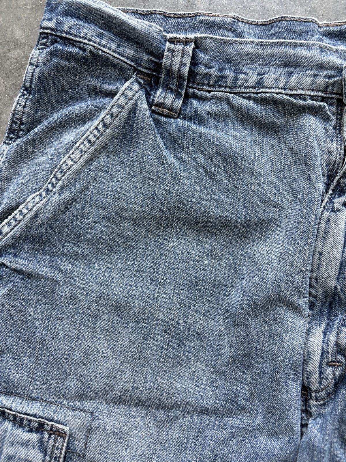 Wrangler Vintage Y2K Wrangler Cargo Jean Shorts Size 36 Distressed Size US 36 / EU 52 - 6 Thumbnail