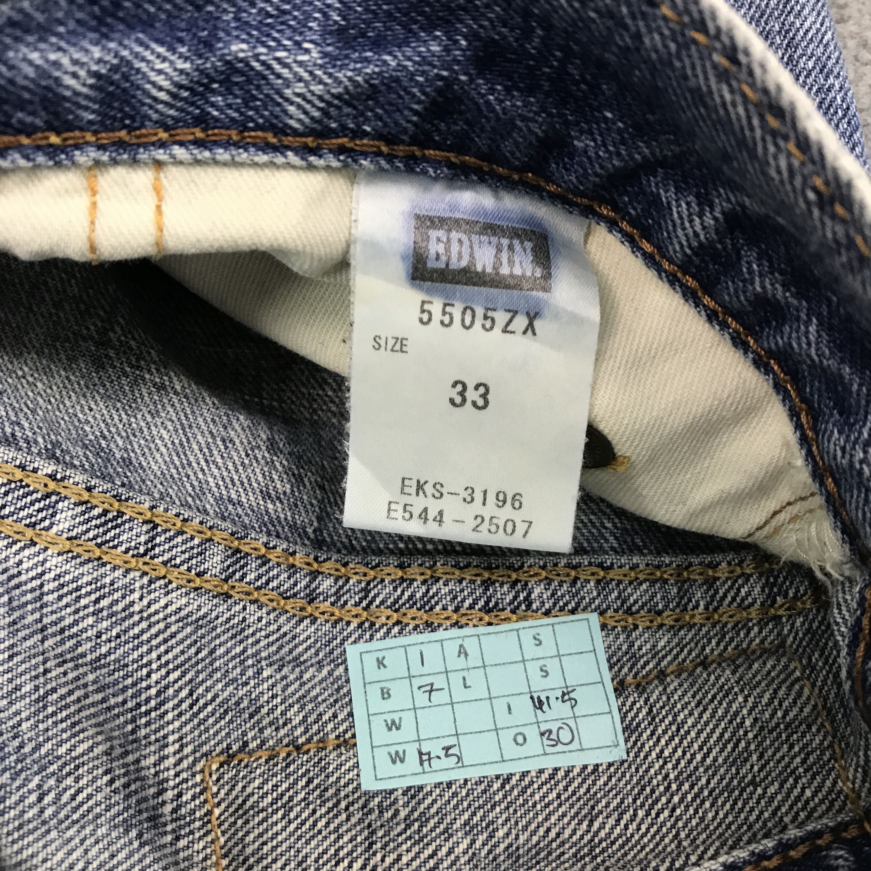 Edwin × Japanese Brand BAGGY EDWIN JAPN DESIGN DISTRESSED JEAN Size US 33 - 10 Thumbnail