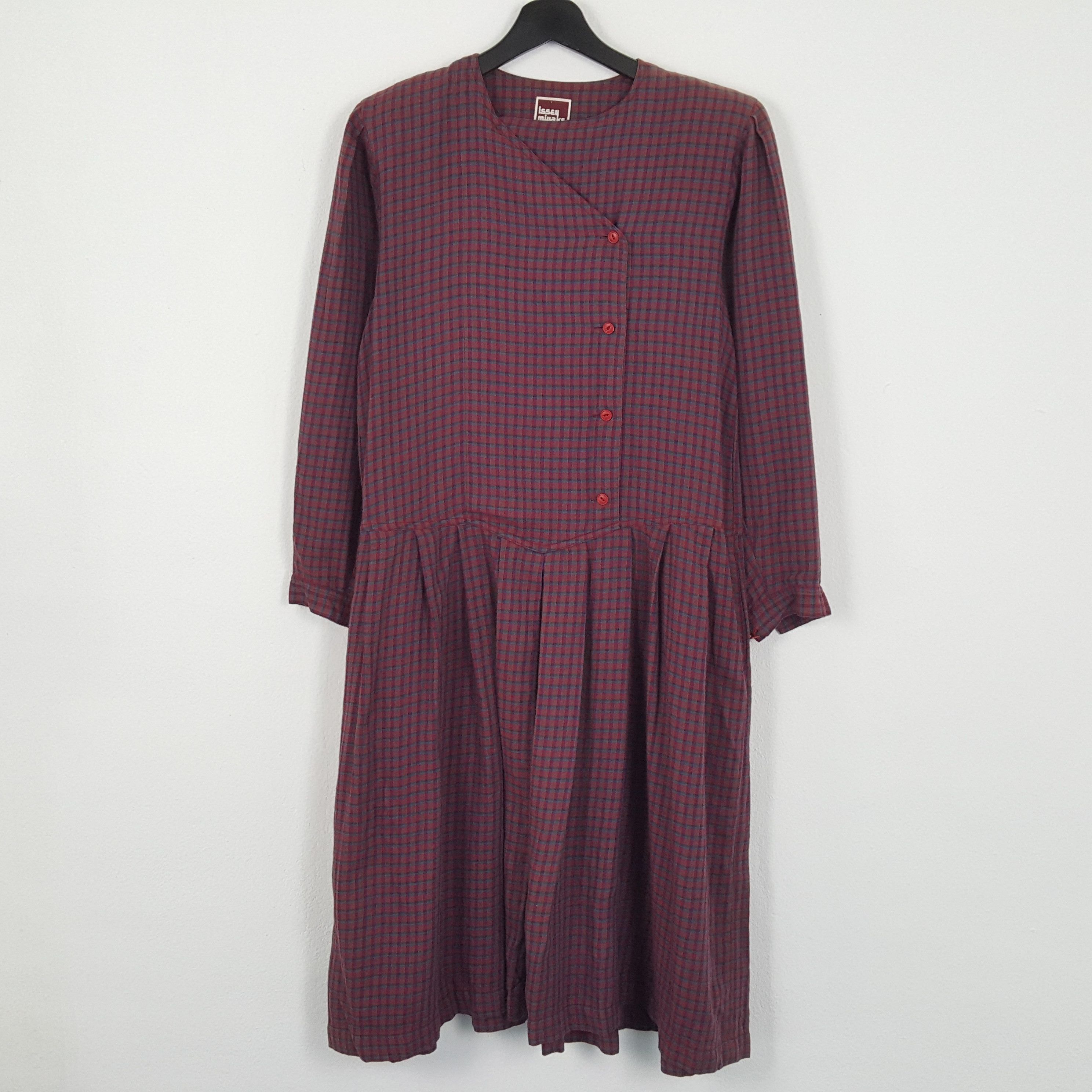 Issey Miyake × Japanese Brand × Vintage ISSEY MIYAKE Japanese Designer Fashion Style Dress Size M / US 6-8 / IT 42-44 - 1 Thumbnail