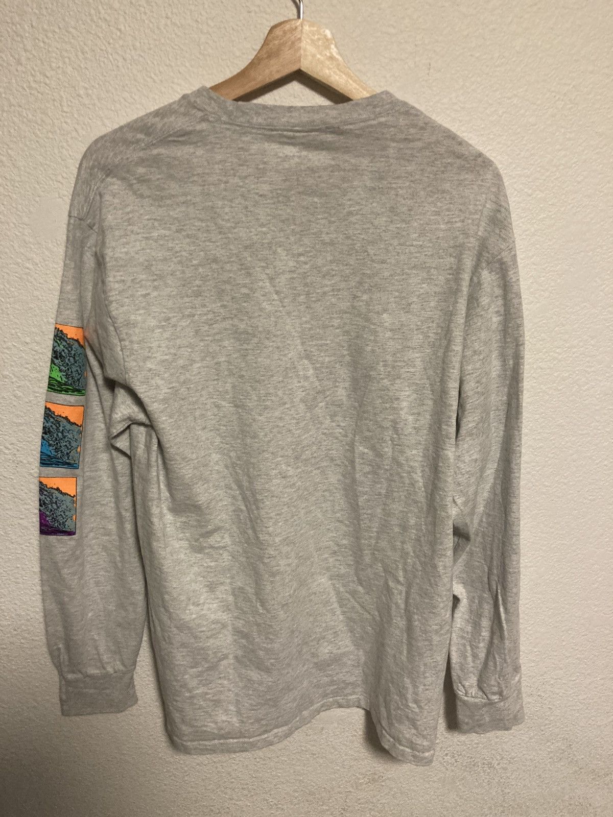Noah Noah NYC Grey Waves Long Sleeve T-Shirt Size US L / EU 52-54 / 3 - 2 Thumbnail
