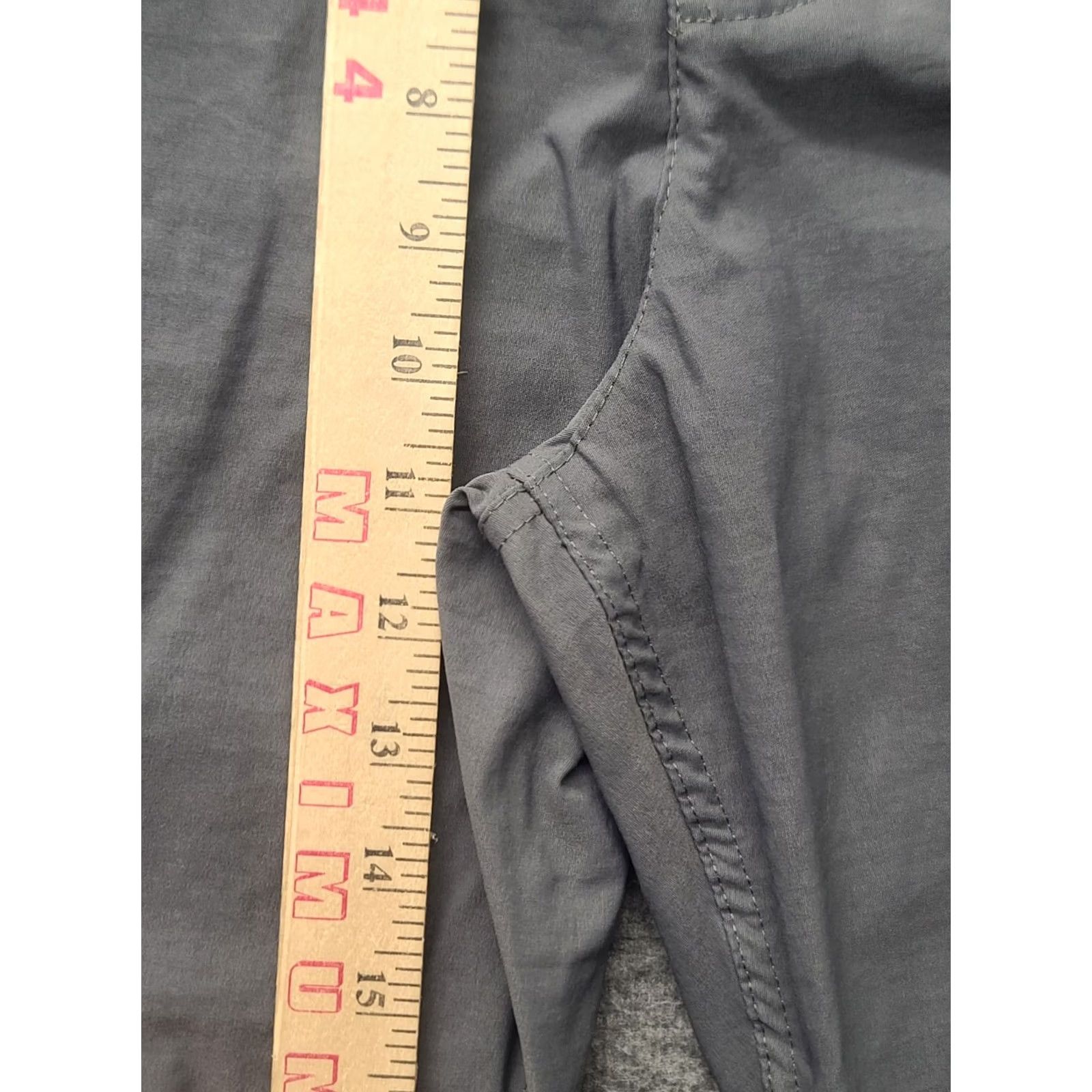 Eddie Bauer Eddie Bauer Pants Womens 18x32 First Ascent Active Fit Hiking Gorpcore Cargo Utility Outdoor Size 40" / US 18 - 4 Thumbnail