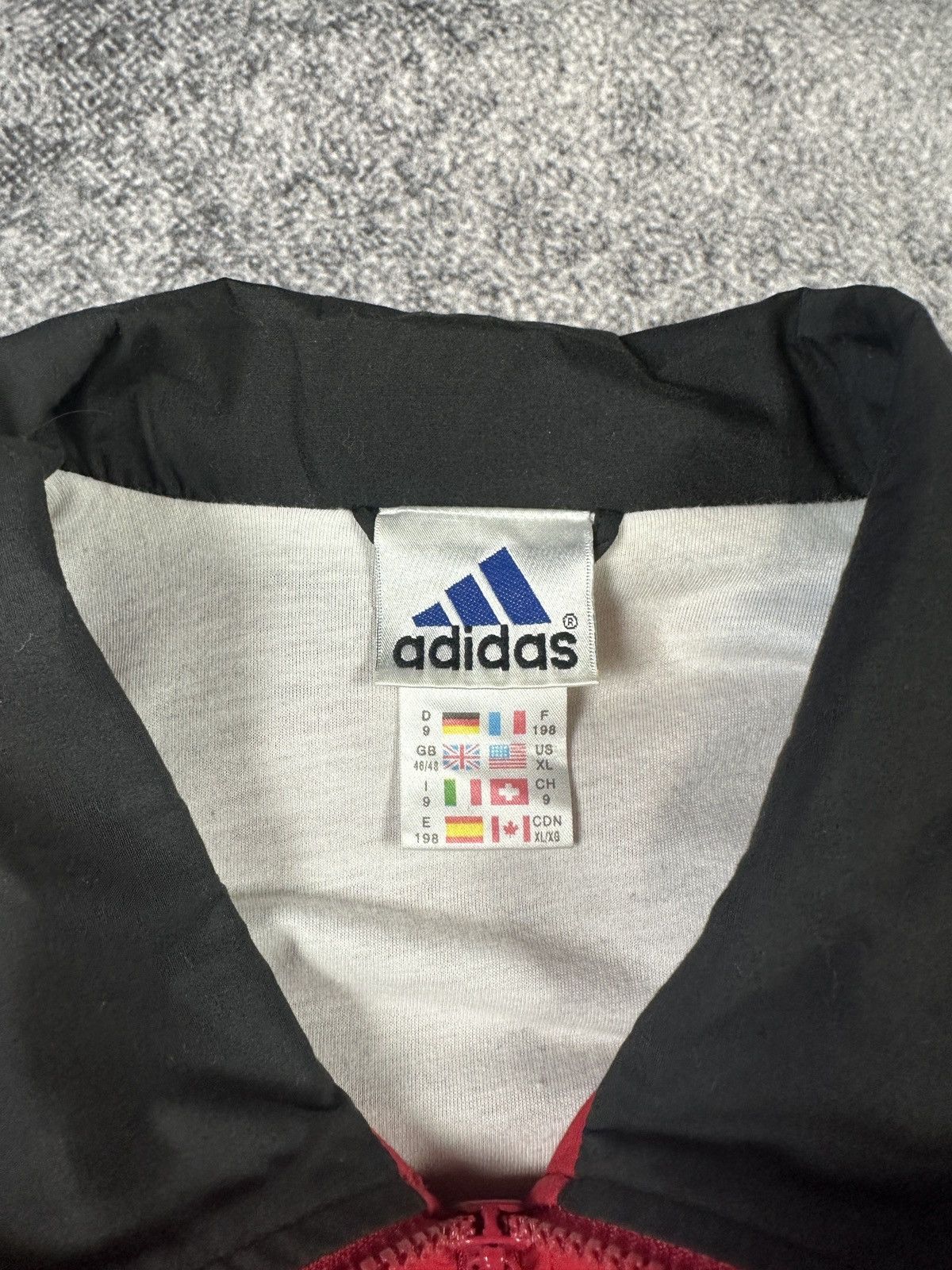 Adidas Vintage Adidas 90s Jacket Streetwear Rare XL USA Y2K Size US XL / EU 56 / 4 - 4 Thumbnail