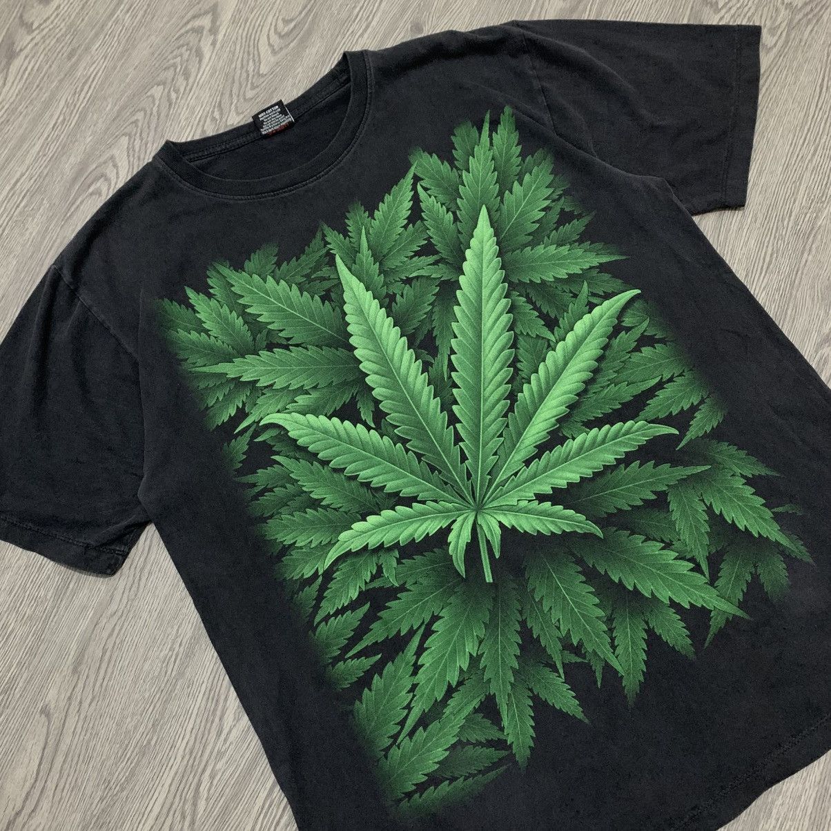 Arts & Science MARIJUANA ART TSHIRT Size US L / EU 52-54 / 3 - 2 Thumbnail