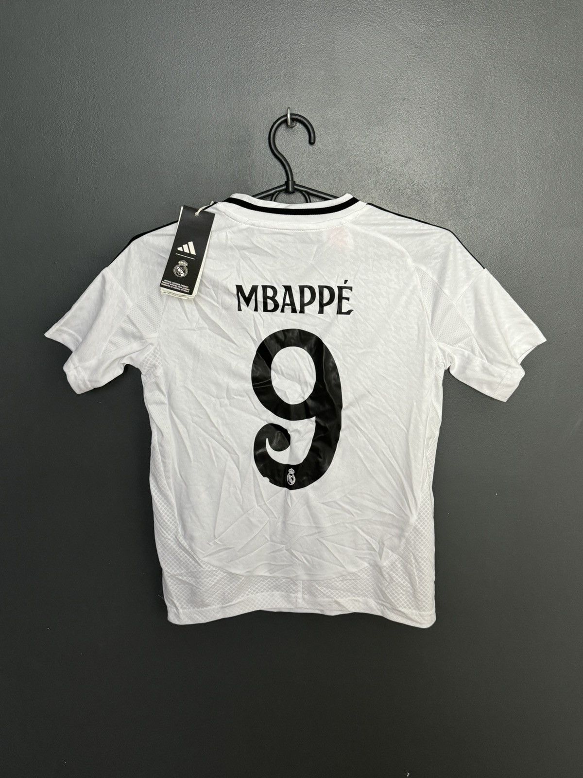 Adidas KIDS New Real Madrid 24/25 Home Mbappe Football Jersey Size US XS / EU 42 / 0 - 1 Thumbnail