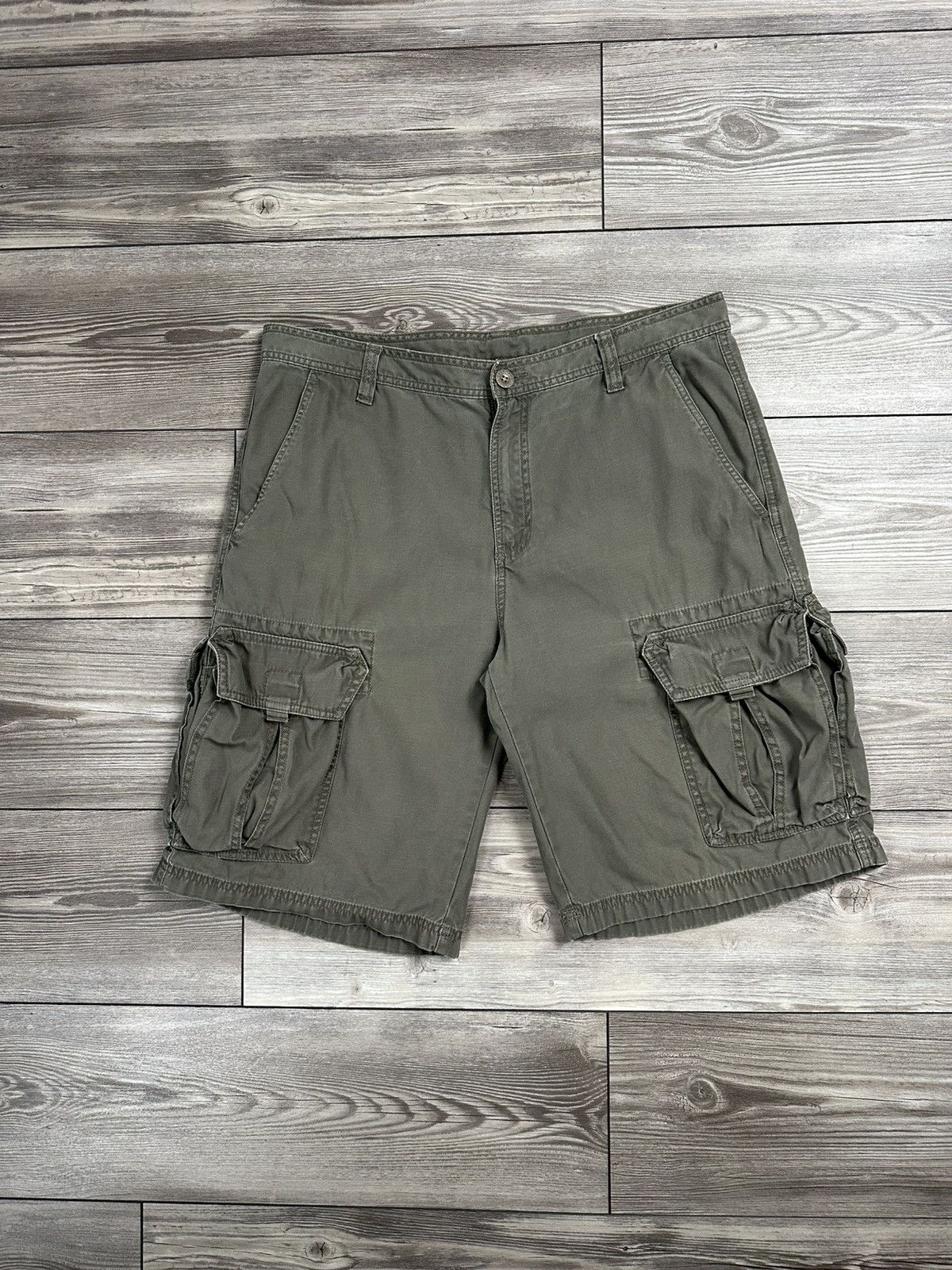 The North Face Y2K The North Face Cargo Shorts Size US 36 / EU 52 - 1 Thumbnail