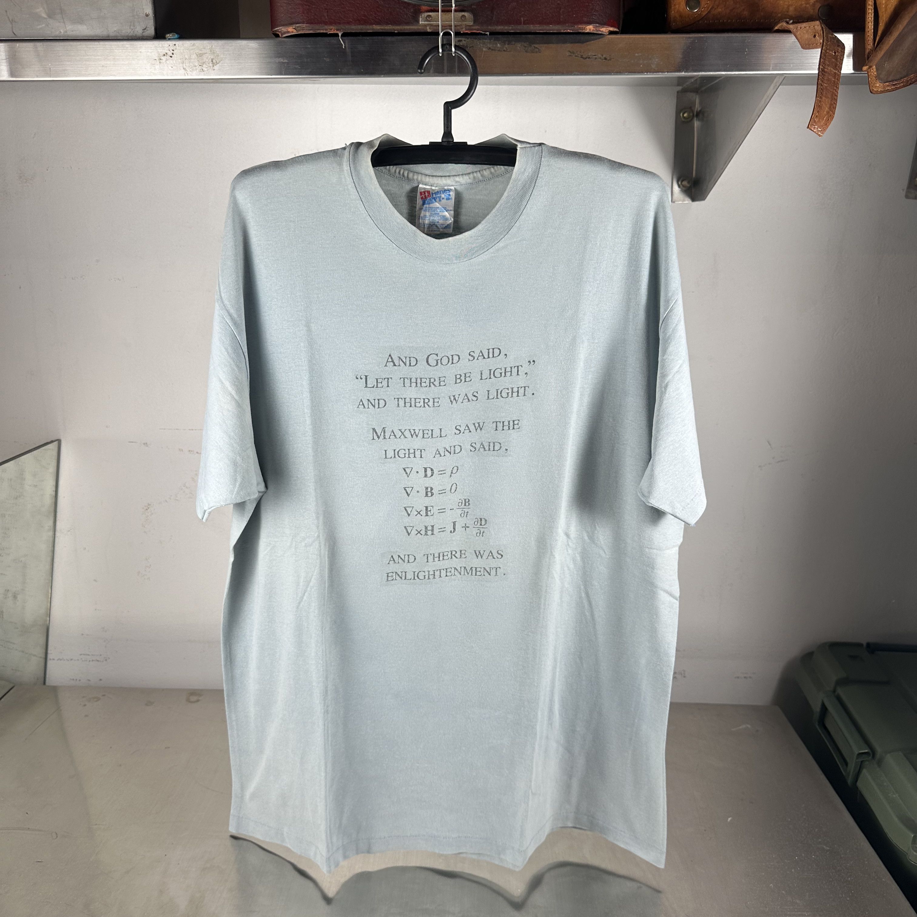 Vintage 90s And God Said Let There Be Light Maxwell Science Tee Size US XL / EU 56 / 4 - 1 Thumbnail