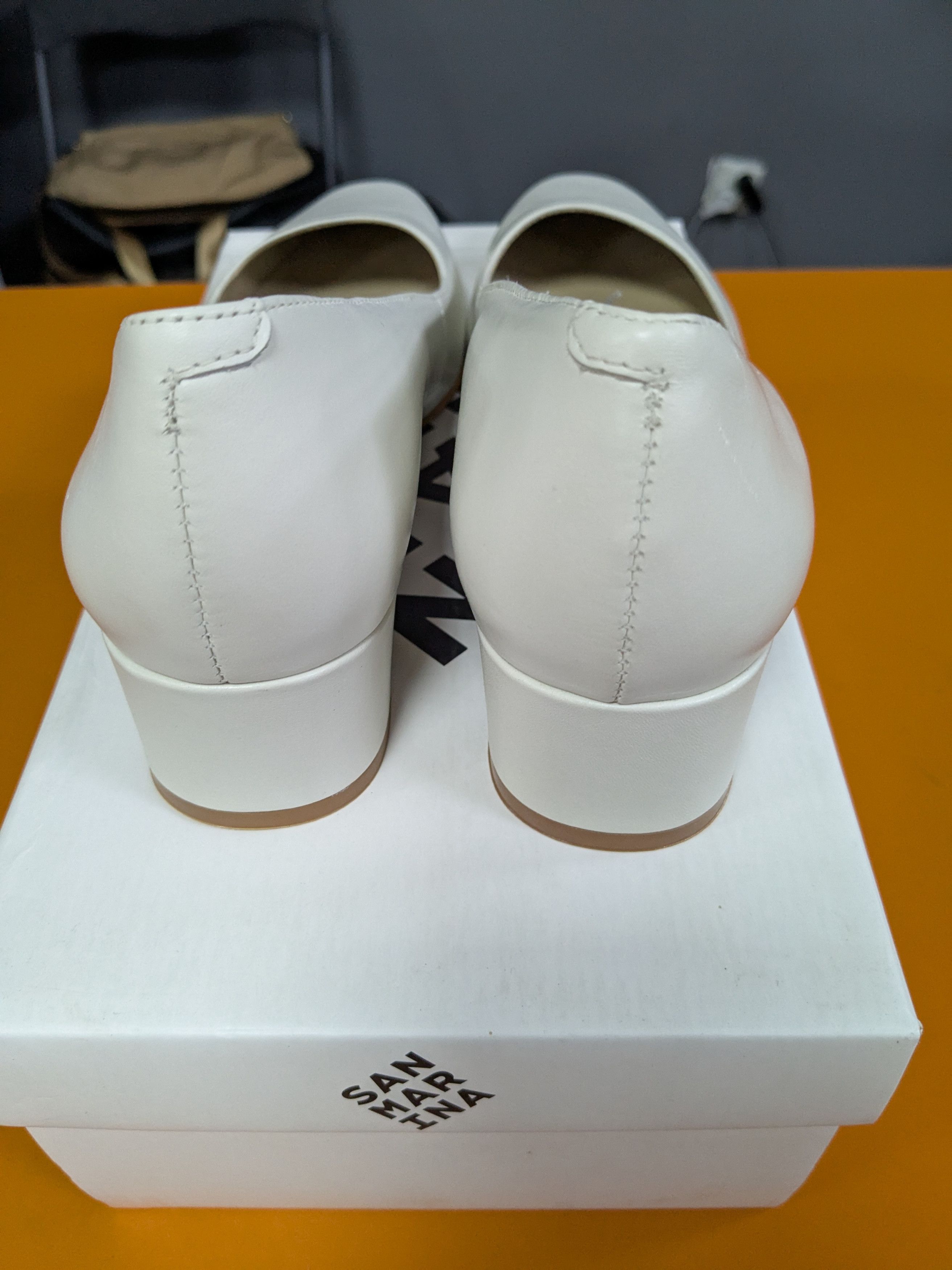 Other San Marina White Leather Pumps – New, EU 37 Size US 7 / IT 37 - 4 Thumbnail