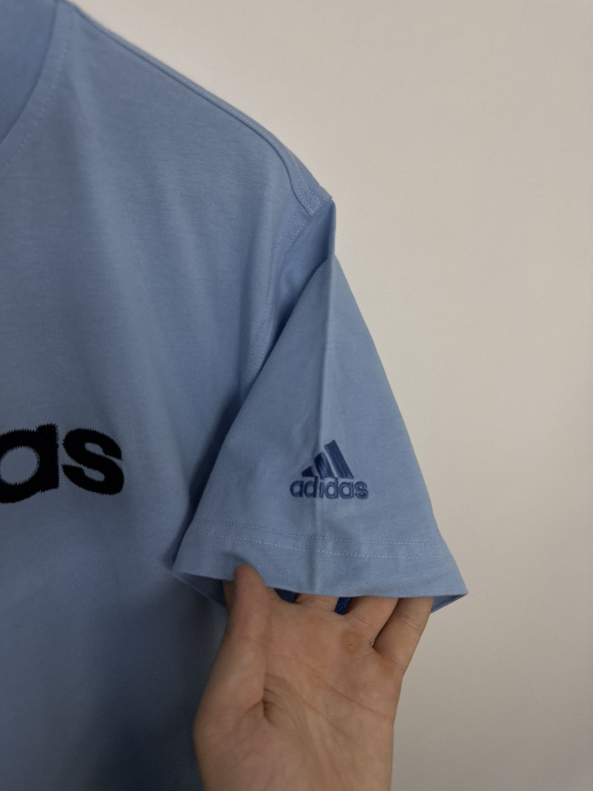 Adidas Vintage Adidas Big Logo T-Shirt 90’s Size US S / EU 44-46 / 1 - 6 Thumbnail
