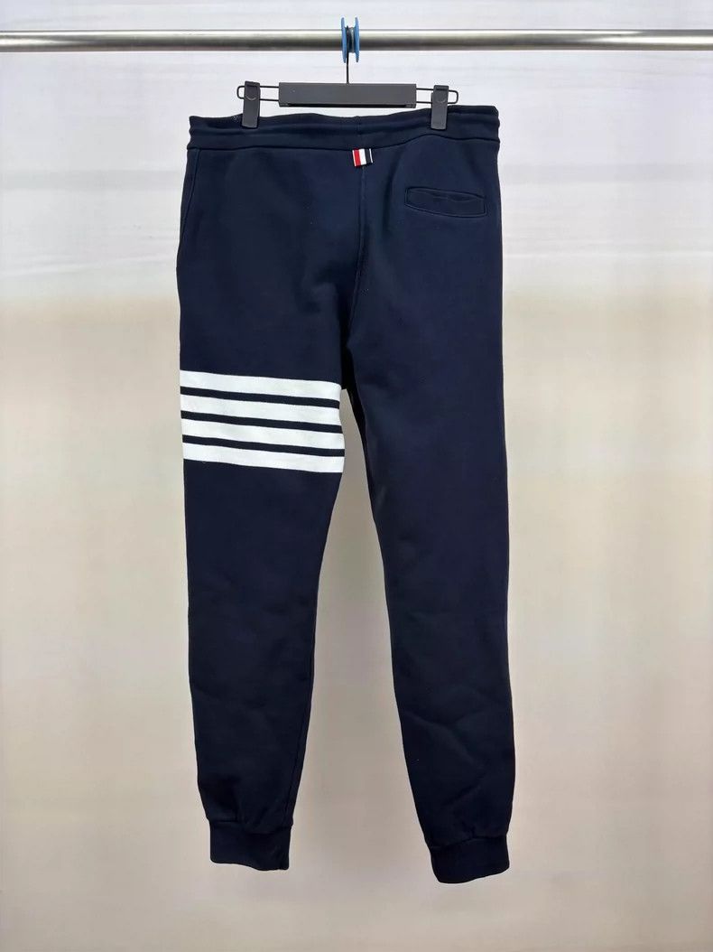 Thom Browne Thom Browne size3 Dark blue trousers with four stripes Size US 27 - 2 Thumbnail