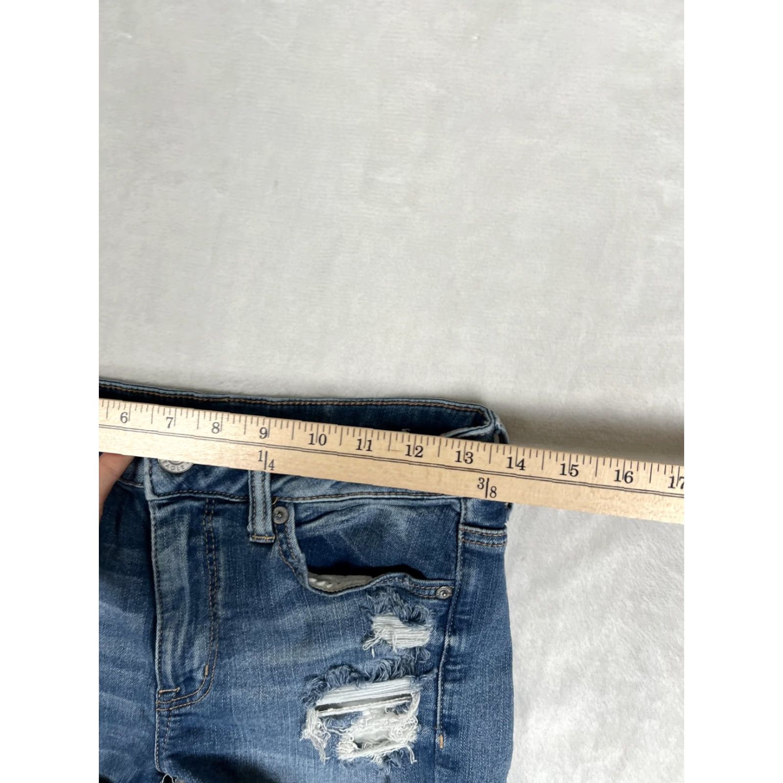 American Eagle Outfitters American Eagle Shorts Womens 8 Blue Hi-Rise Shortie Distressed Denim Cutoff Size 30" / US 8 / IT 44 - 3 Thumbnail