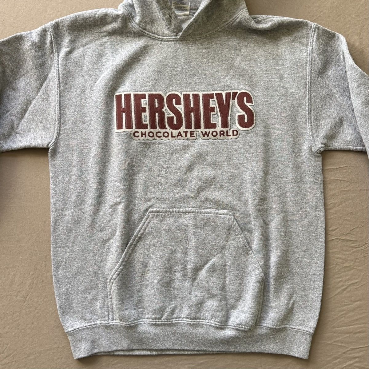 Other Hersheys Chocolate World Pullover Hoodie Size US S / EU 44-46 / 1 - 4 Thumbnail
