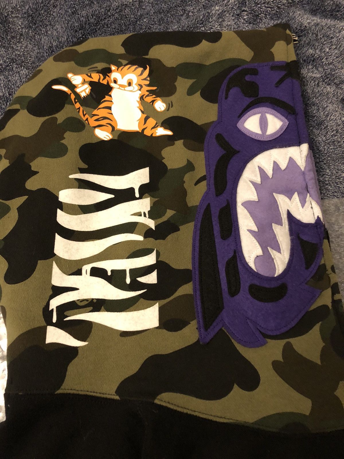 image of Bape 1St Camo Tiger Full Zip Hoodie (2023) in Black, Men's (Size XL)