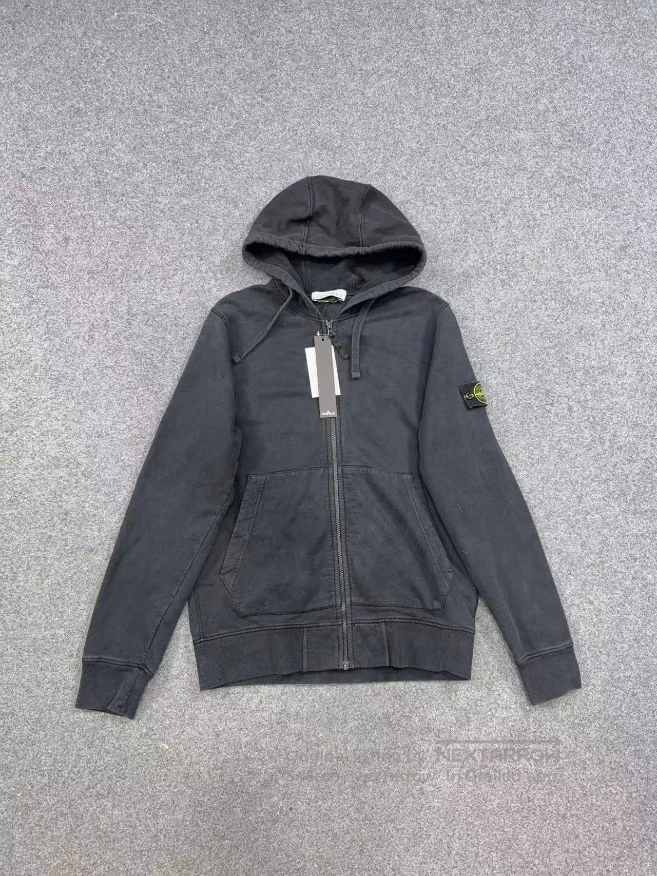 Stone Island Stone Island Jacket Size M. Size US M / EU 48-50 / 2 - 1 Thumbnail
