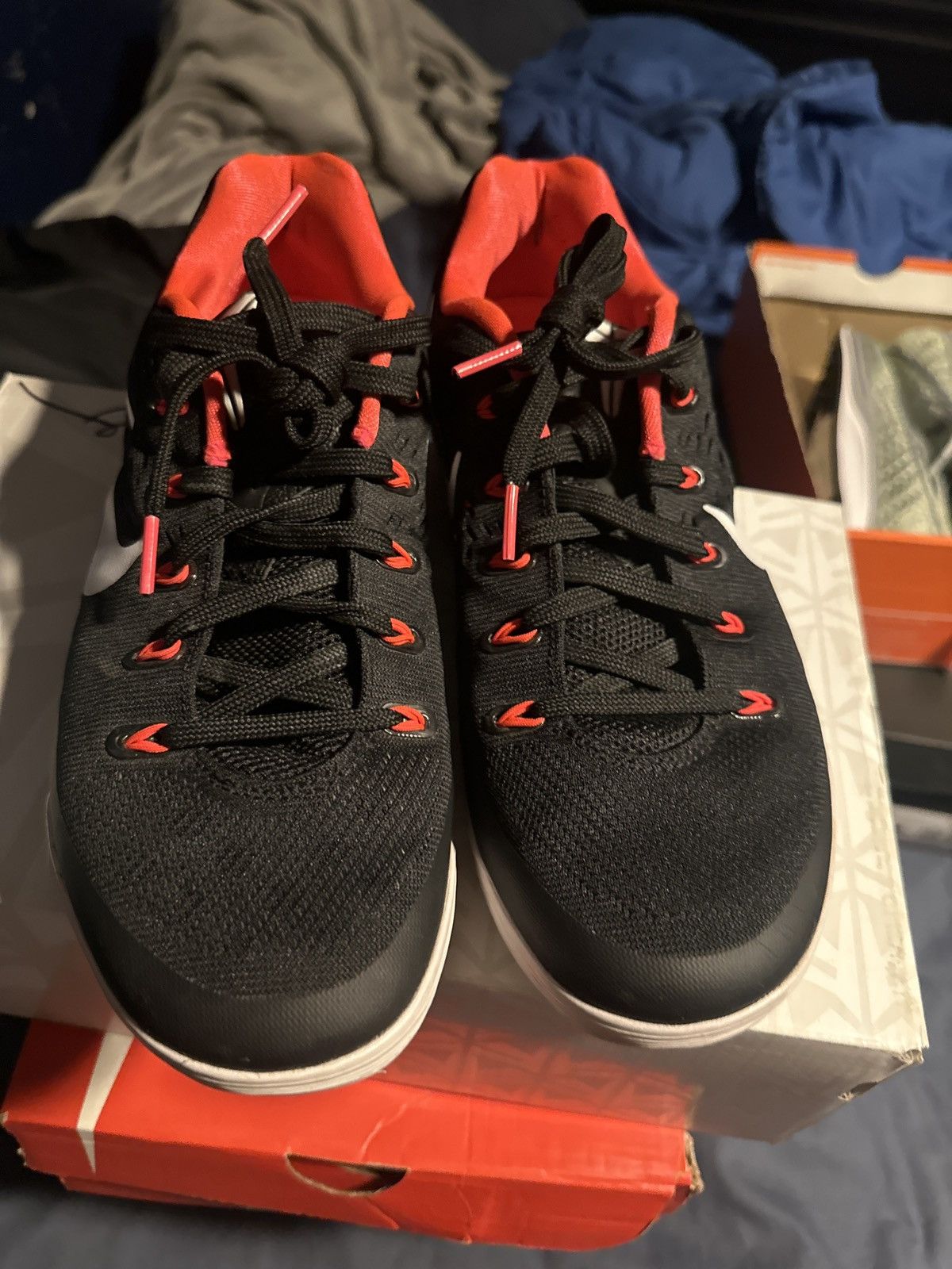 Nike Kobe lazer crimson Size US 7.5 / EU 40-41 - 4 Thumbnail