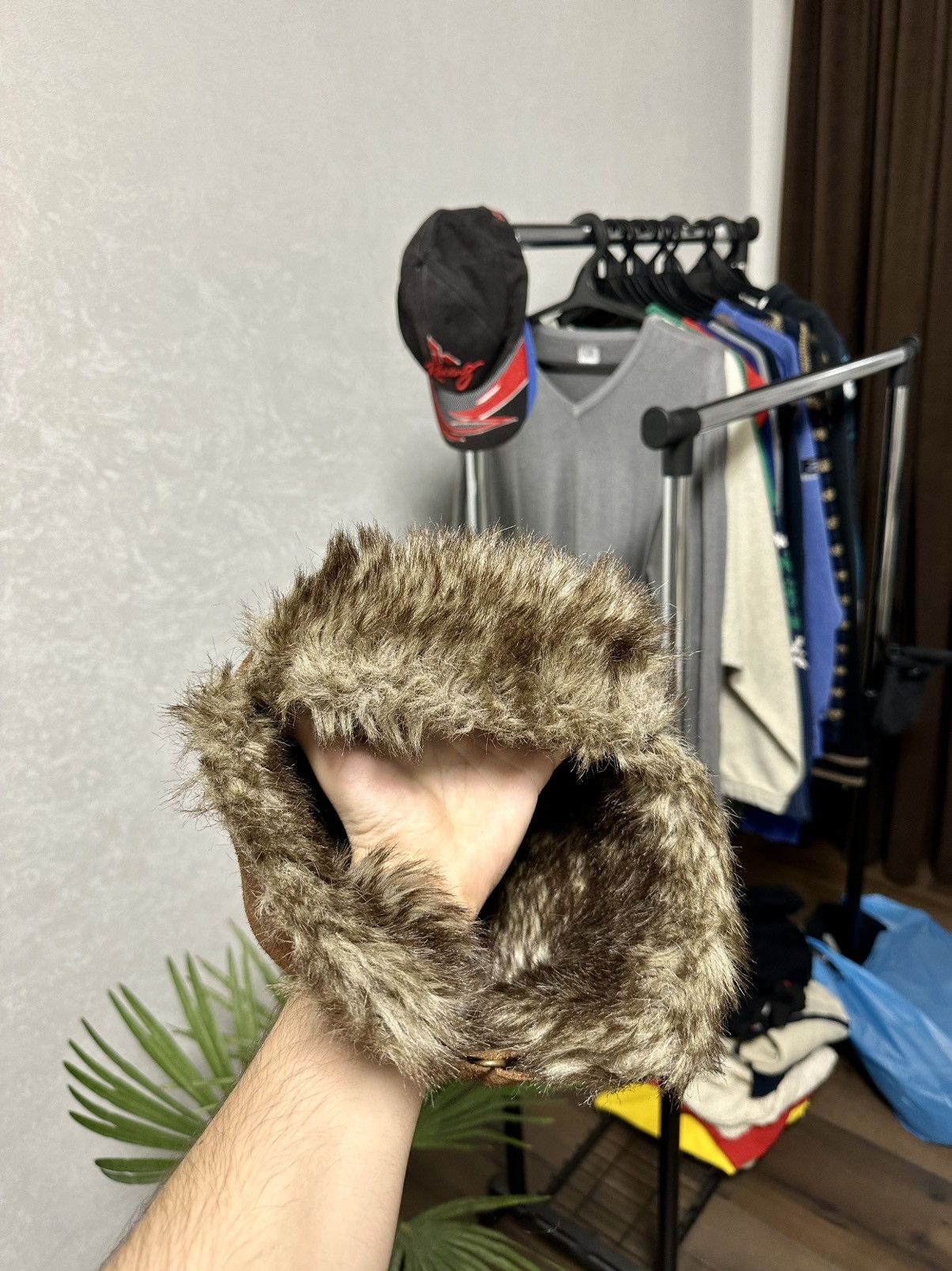 Other Ushanka Trapper Hat Furry Mohair Fuzzy Y2K Size ONE SIZE - 2 Thumbnail