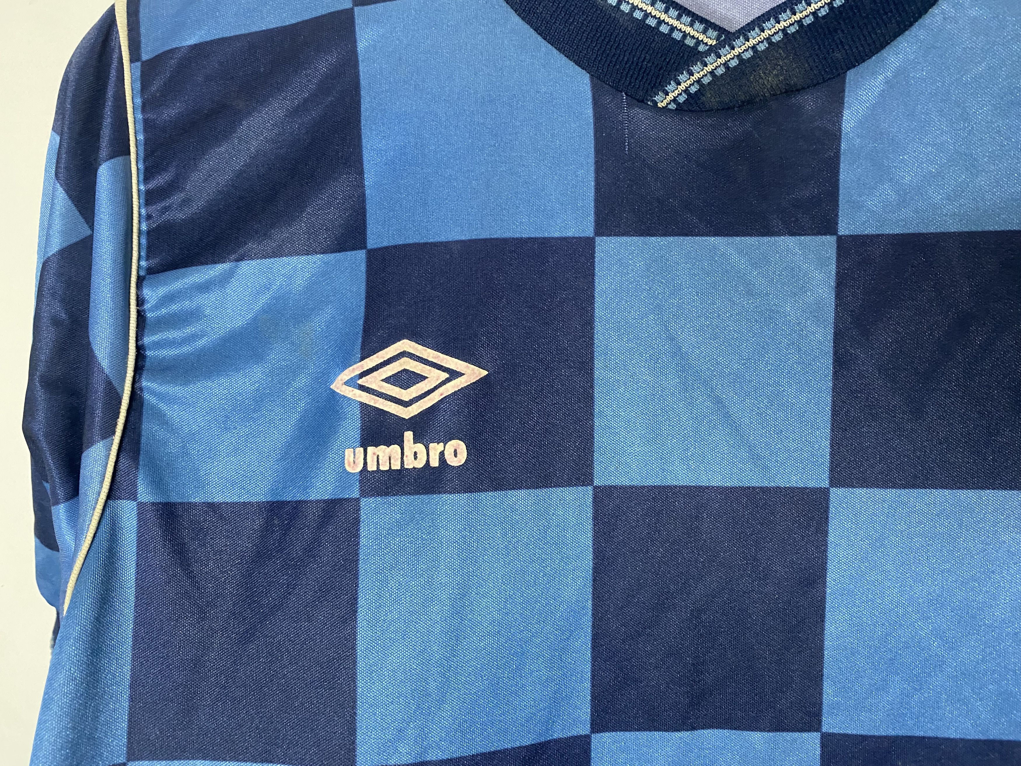 Umbro UMBRO VINTAGE 1980s FOOTBALL SHIRT SOCCER JERSEY RETRO Size US M / EU 48-50 / 2 - 3 Thumbnail
