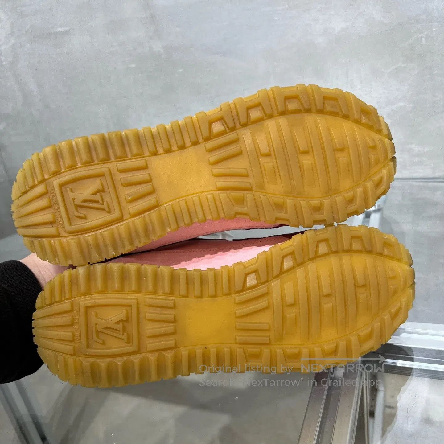 Louis Vuitton Louis Vuitton Sports shoes, pink Size US 5 / IT 35 - 7 Thumbnail