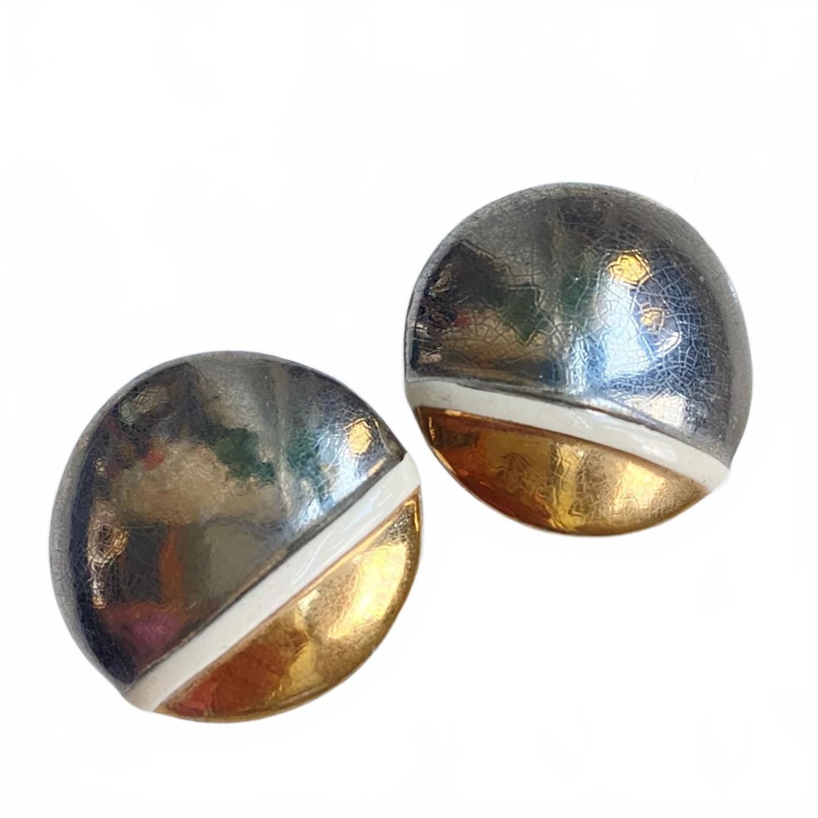 Vintage Vintage Ceramic Gold Silver White Round Clip On Earrings Size ONE SIZE - 1 Thumbnail