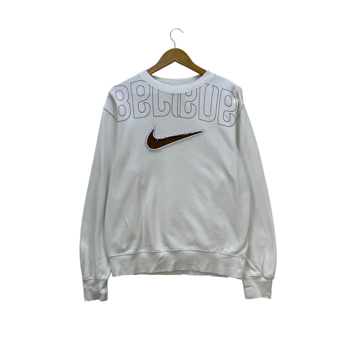 Nike 💥Vintage Nike Shaggy Swoosh Center Logo Crewneck Sweatshirt Size US M / EU 48-50 / 2 - 1 Thumbnail