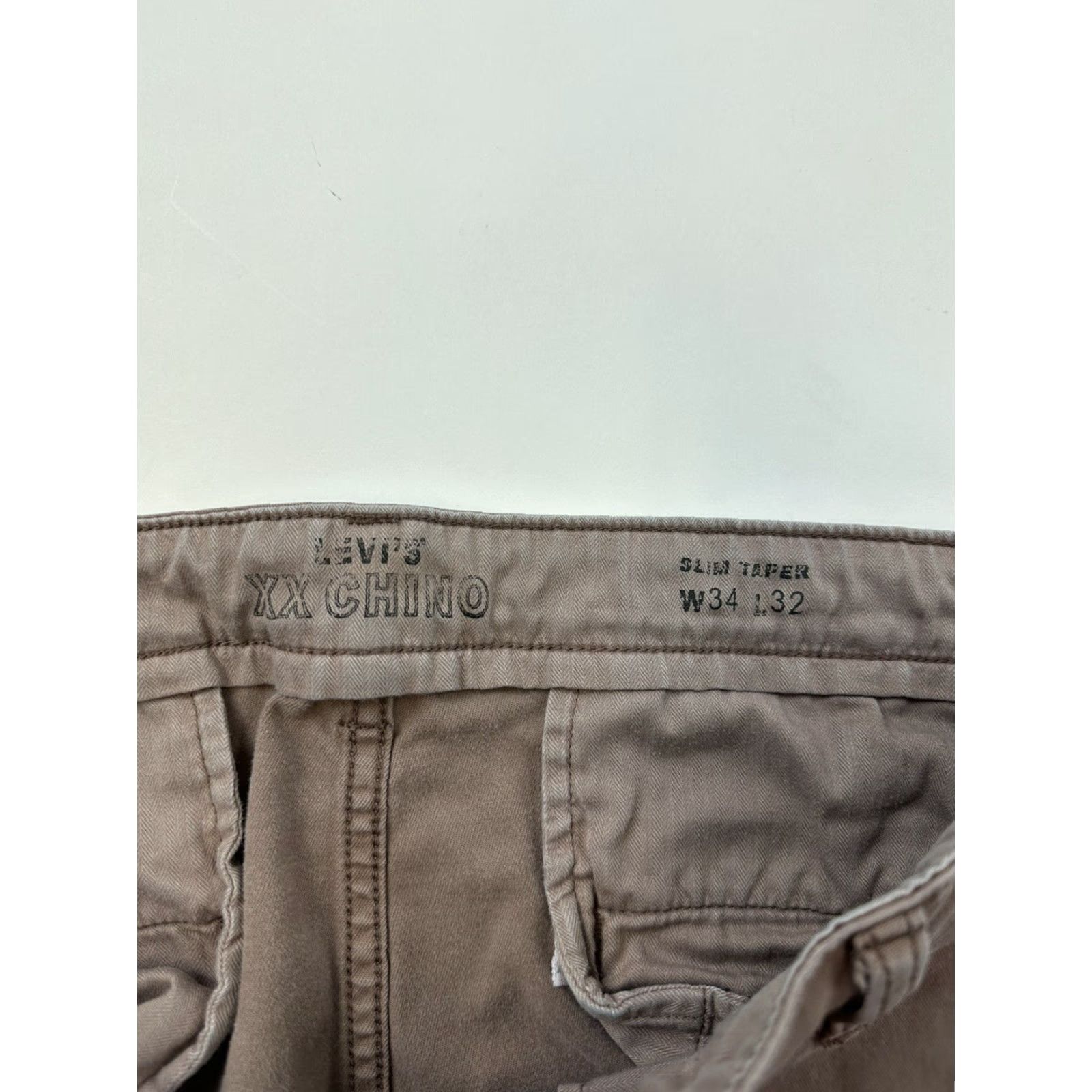 Levi's Levi’s Pants Men 34x29 Khaki Beige Khakis 34x32 Regular Inseam 29 Men’s Size US 34 / EU 50 - 3 Thumbnail
