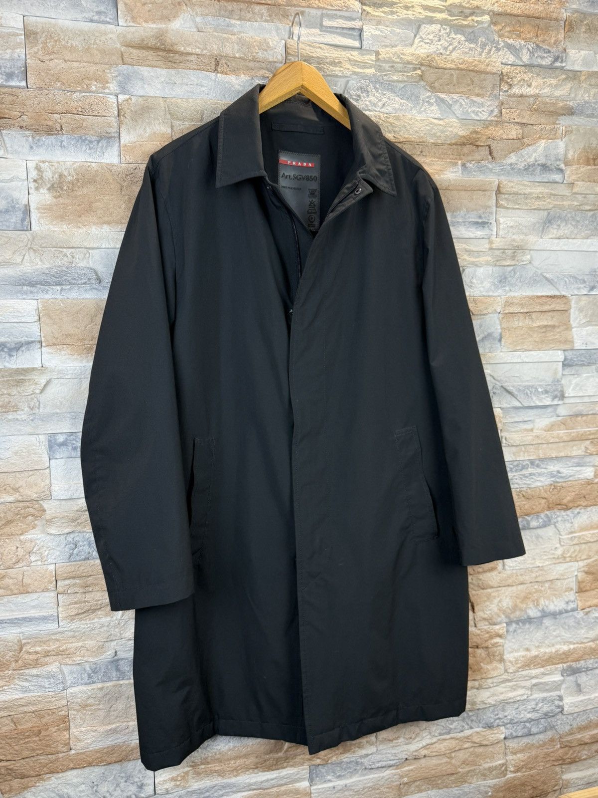 Prada Trench coach cloaks Prada jacket prada Art Sgv850 gore tex Size US L / EU 52-54 / 3 - 3 Thumbnail