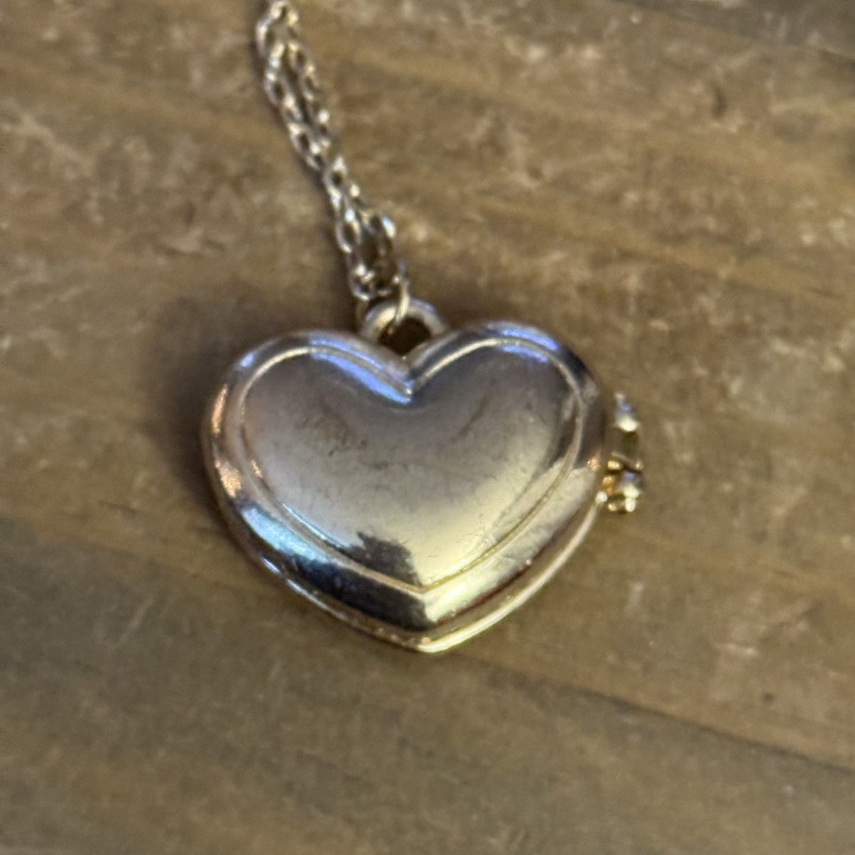 Other Long gold tone pave heart locket pendant necklace Size ONE SIZE - 3 Thumbnail