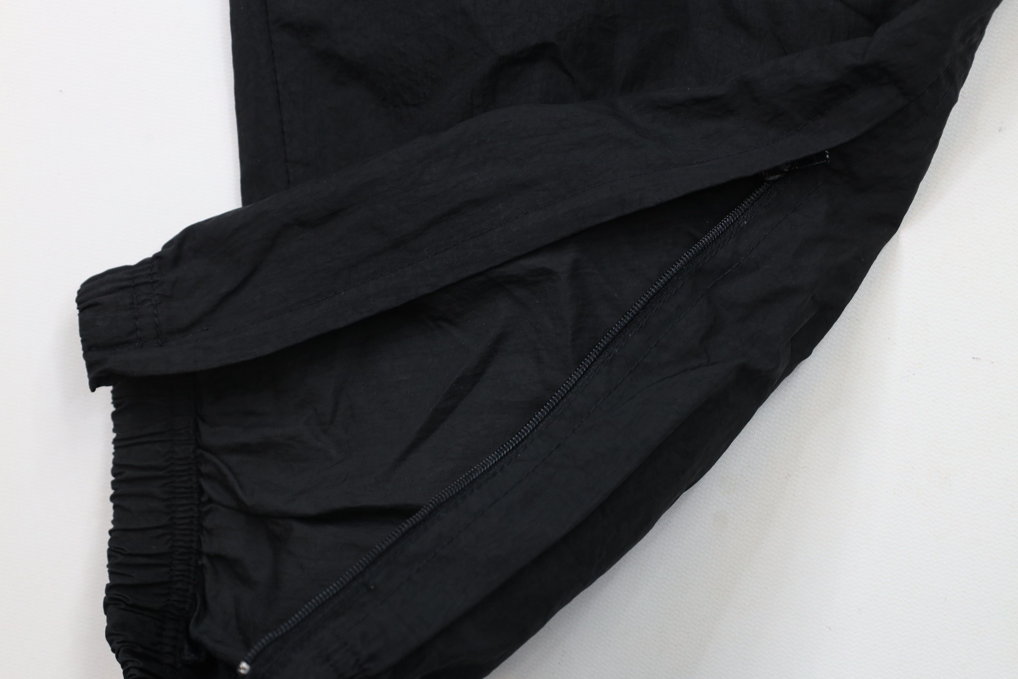 Reebok × Vintage Vintage 90s Reebok Nylon Windbreaker Joggers Pants Black Size US 36 / EU 52 - 6 Thumbnail