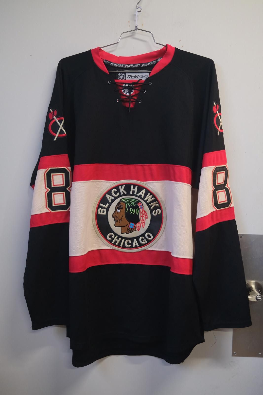 Reebok 09' Reebok Chicago Blackhawks Hockey Jersey Size ONE SIZE - 1 Thumbnail
