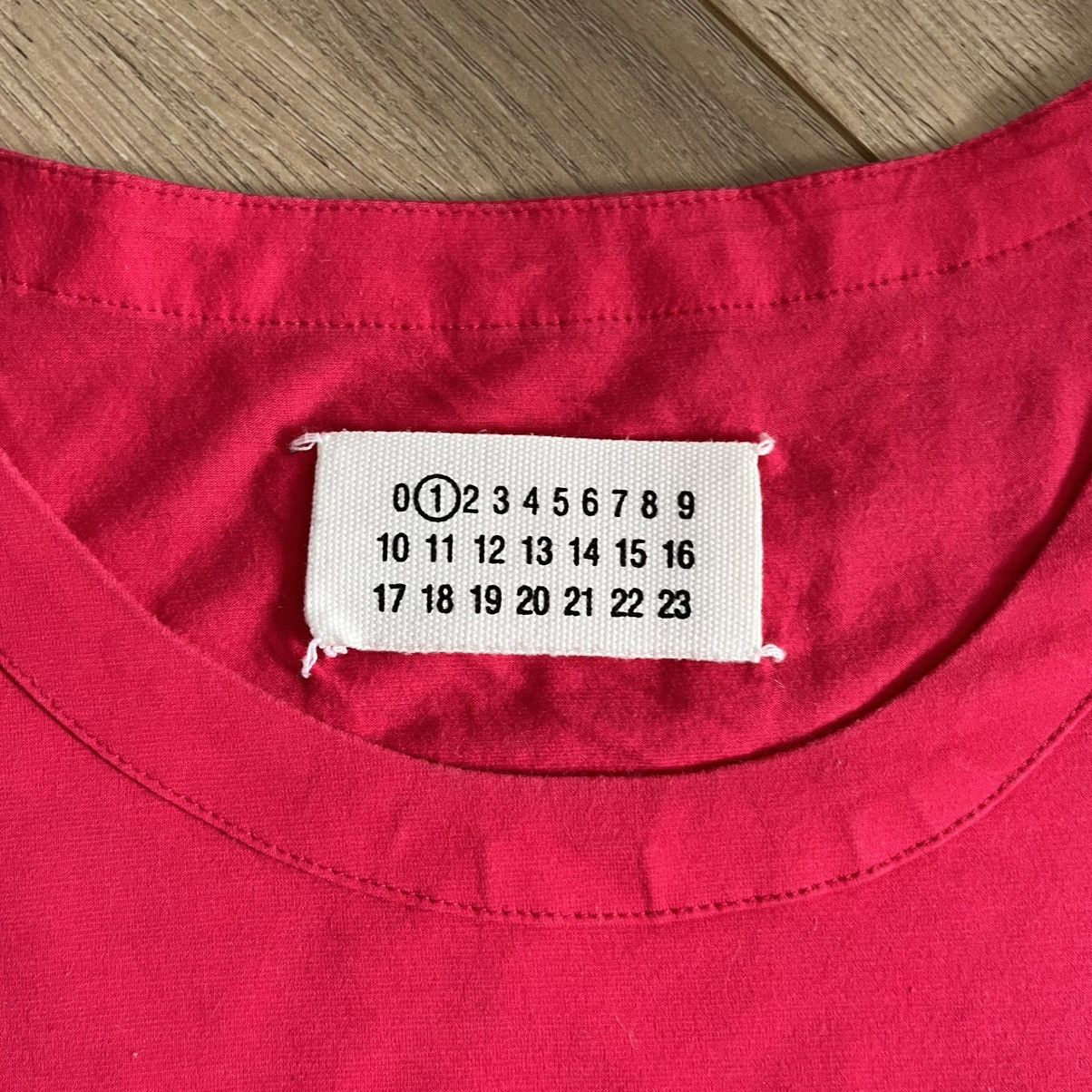 Maison Margiela Maison Martin Margiela Line 1 Stretch Hot Pink T Shirt Size M / US 6-8 / IT 42-44 - 2 Thumbnail