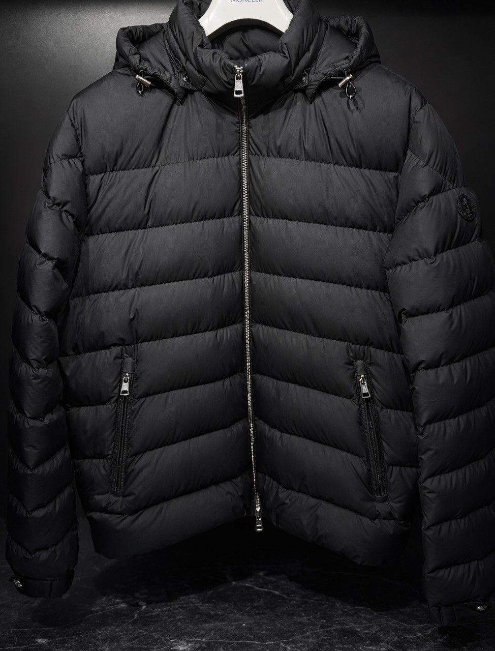 Moncler Moncler Arneb Light Down Jacket size 4 - black (+ guarantee) Size US M / EU 48-50 / 2 - 1 Thumbnail