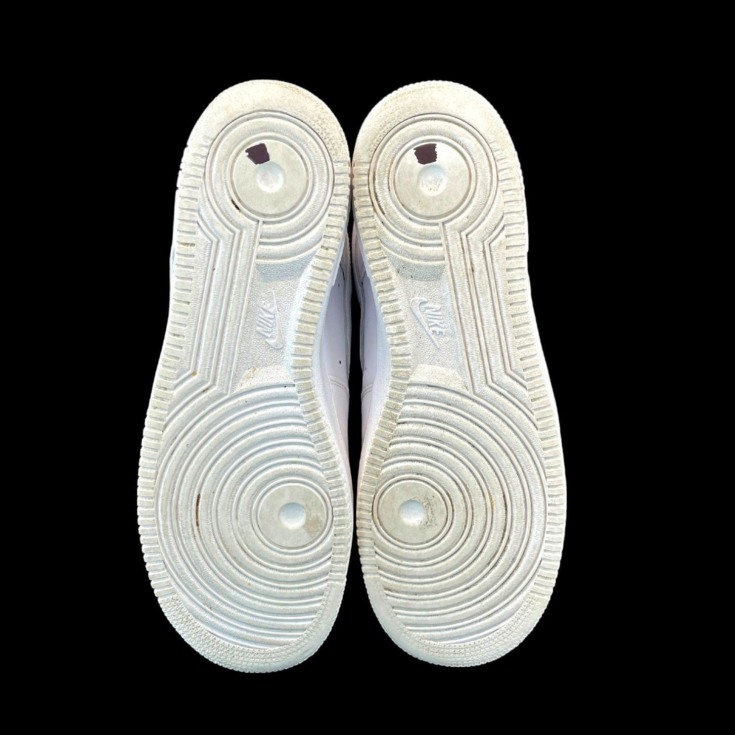 Nike Nike Men's Air Force One CW2288-111 '07 Triple White Shoe Size US 12 / EU 45 - 10 Thumbnail