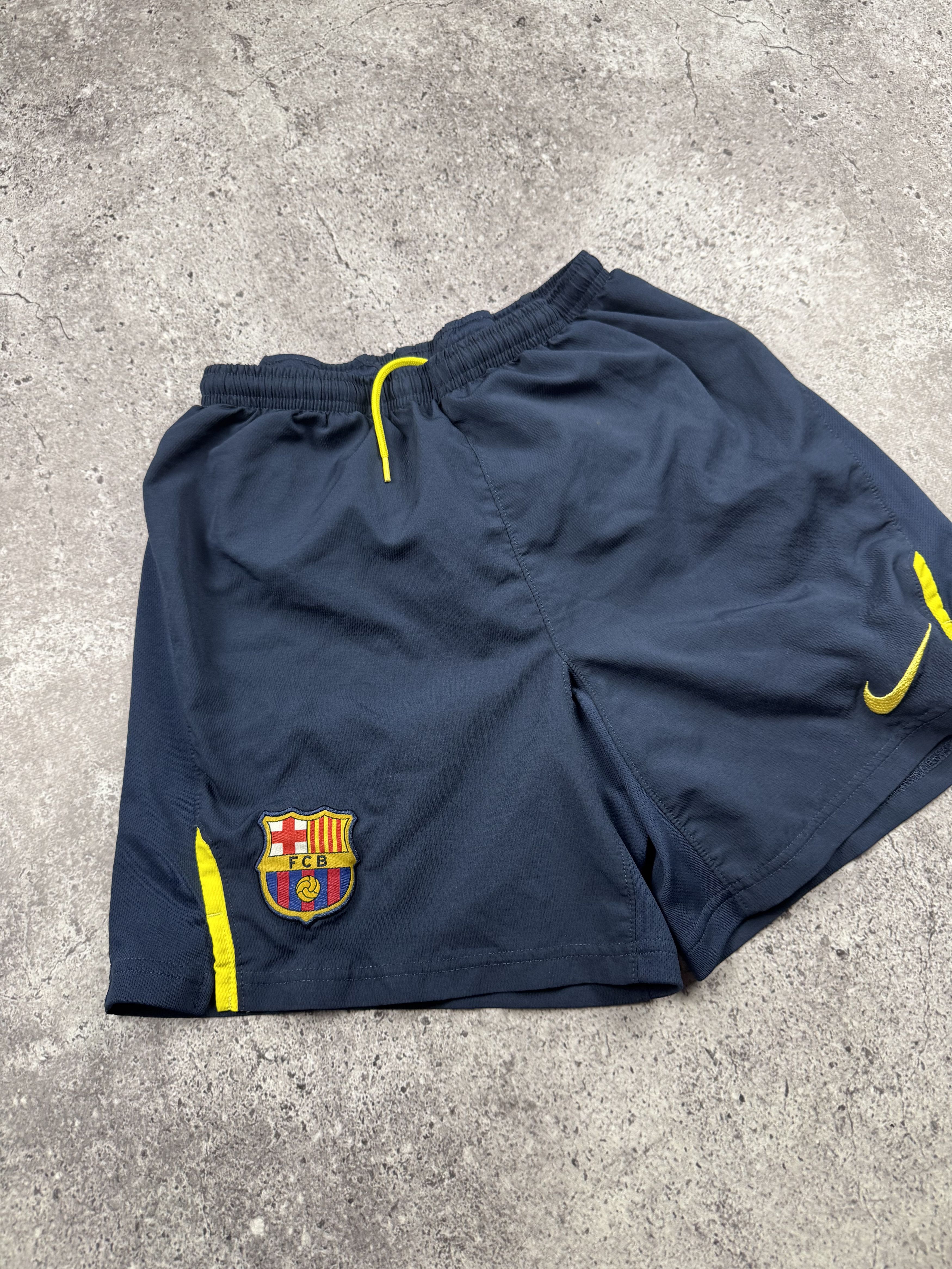 Nike × Vintage Vintage Nike Barcelona shorts very rare Streetwear football Size US 27 - 2 Thumbnail