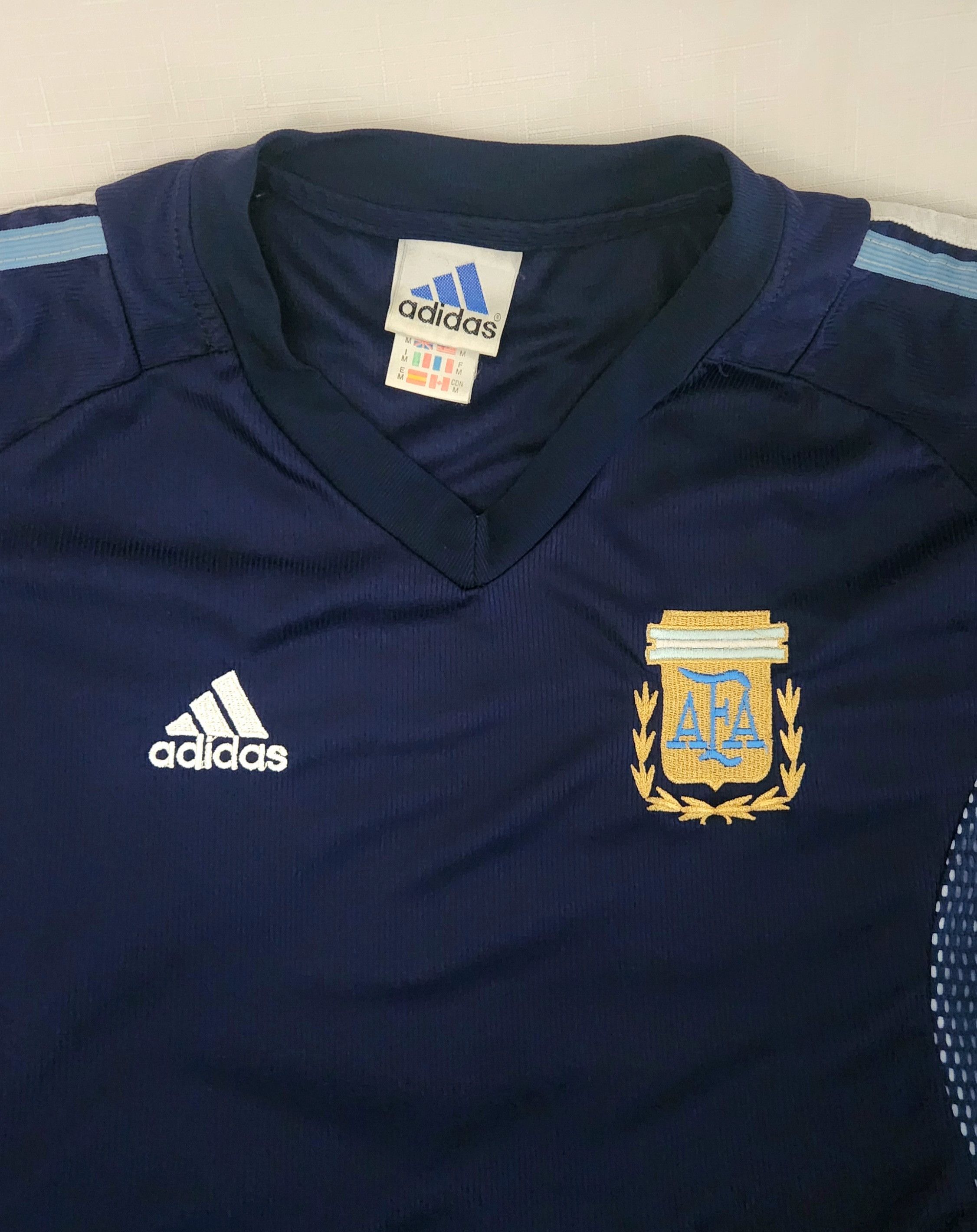 Adidas × Vintage Adidas Vintage Argentina away soccer jersey size medium Size US M / EU 48-50 / 2 - 4 Thumbnail