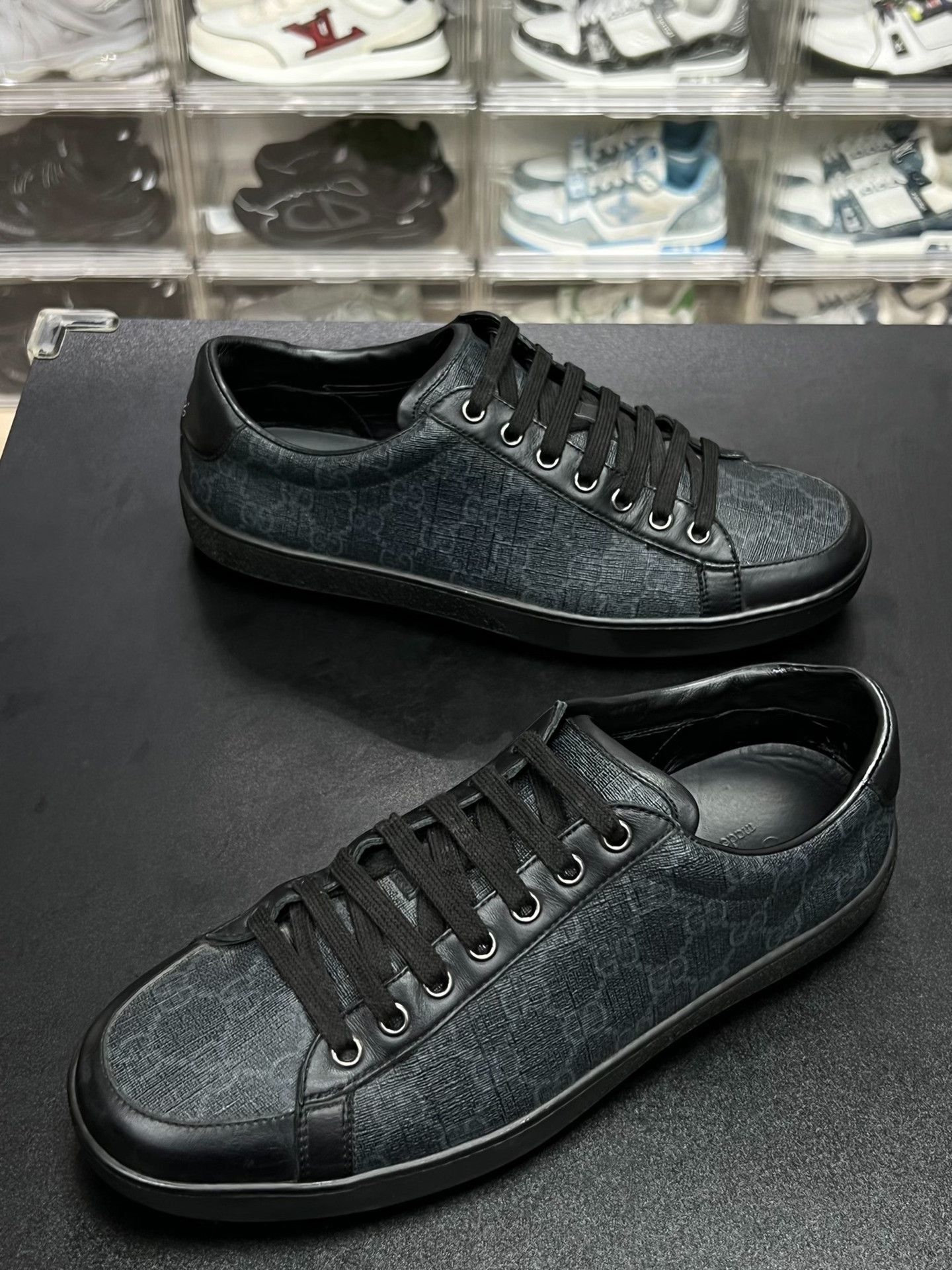 Gucci Gucci Lowtop Sneakers 8 Men Size US 8 / EU 41 - 1 Thumbnail