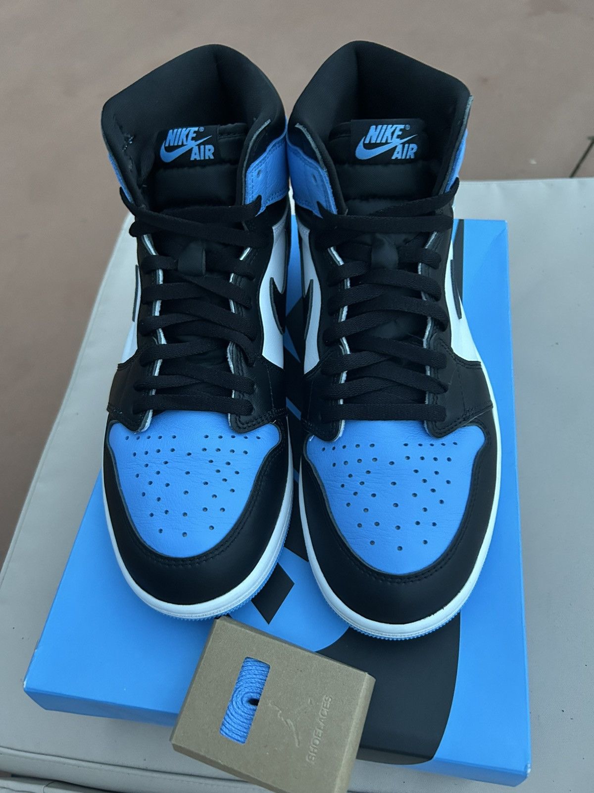 Jordan Brand × Nike Jordan 1 High Unc Toe Size US 10.5 / EU 43-44 - 1 Thumbnail