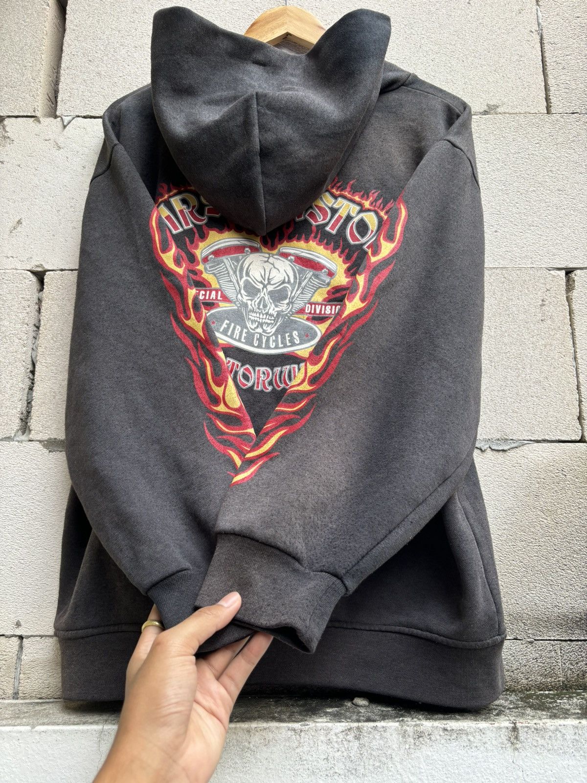 ヴィンテージ Harley-Davidson スカル ファイヤー パーカー S Harley Davidson × West Coast Choppers Sun Faded Hall Of Fame Flame