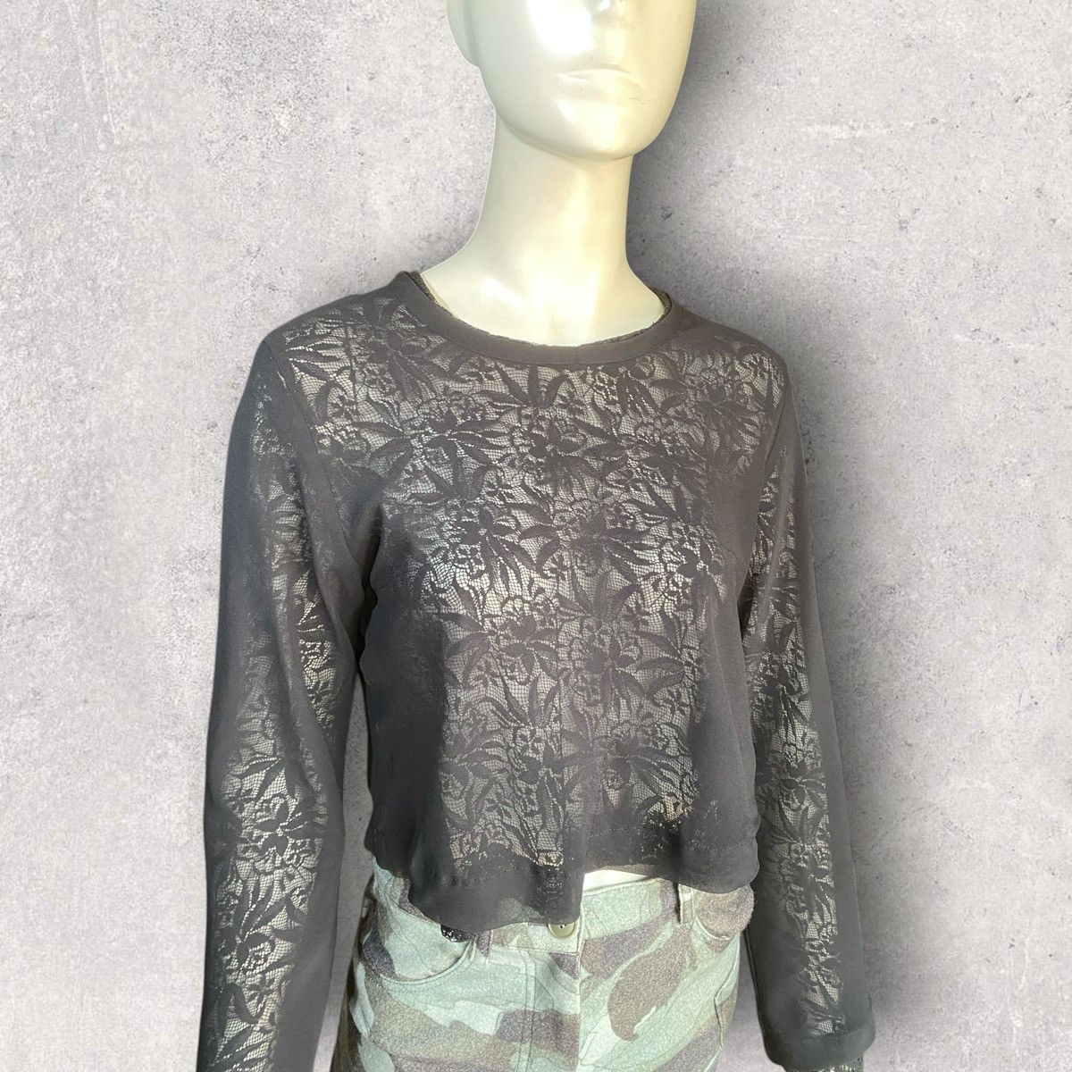 Comme des Garcons Vintage 1993 Layer Lace&Mesh L/S Size M / US 6-8 / IT 42-44 - 1 Thumbnail