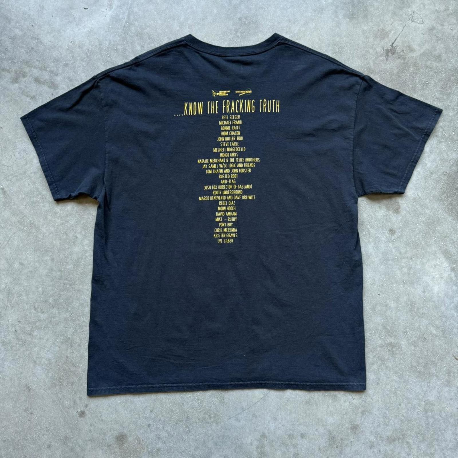 Other Tim McGraw “Buy This Fracking Album” Vintage Band T-Shirt Size US XL / EU 56 / 4 - 2 Thumbnail